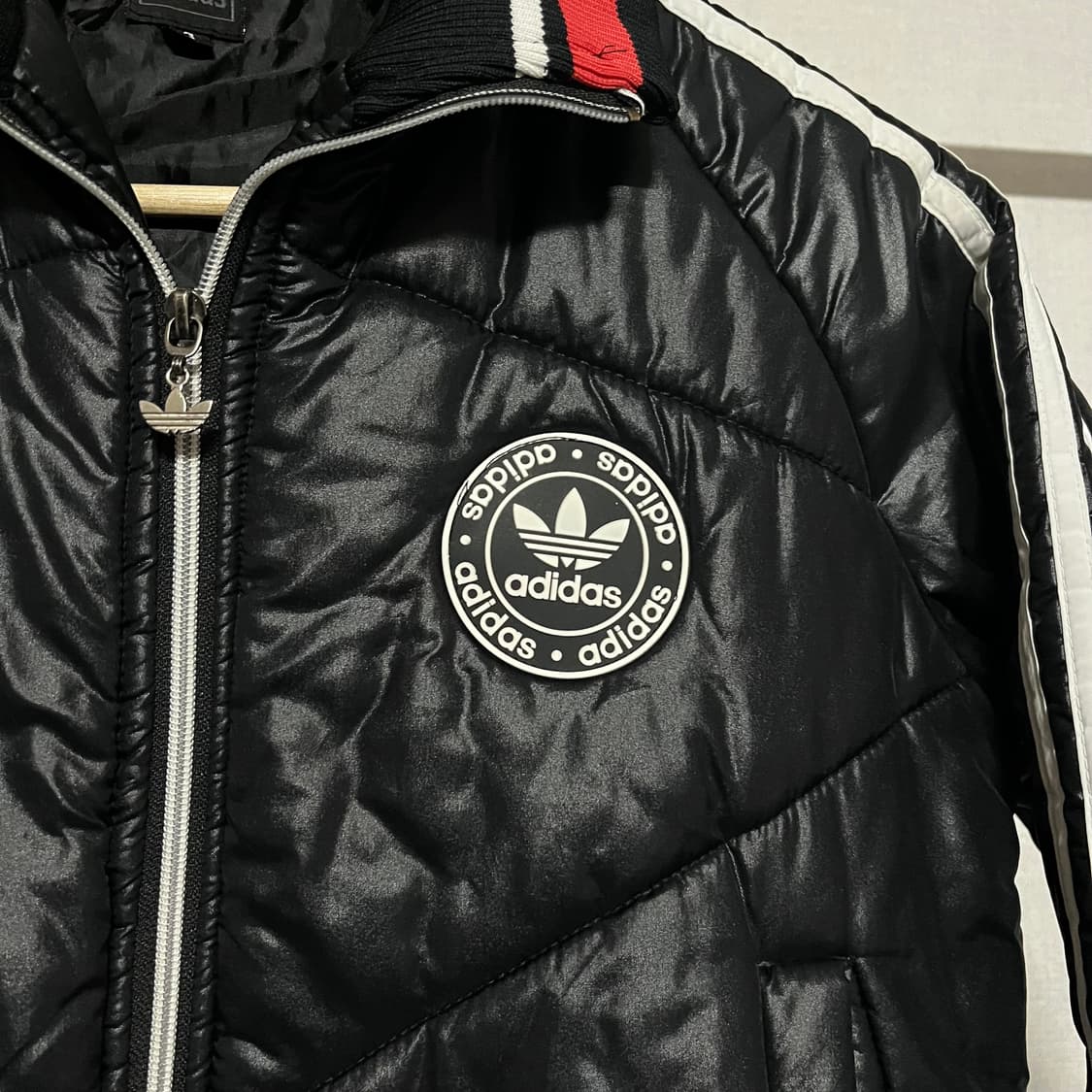 아디다스 올드스쿨 블랙 삼선 패딩 S 상품이미지3