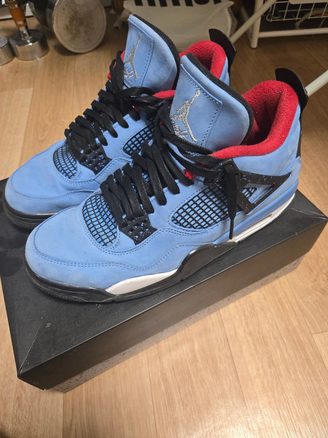 트래비스 스캇 조던 4 275mm 상품이미지1