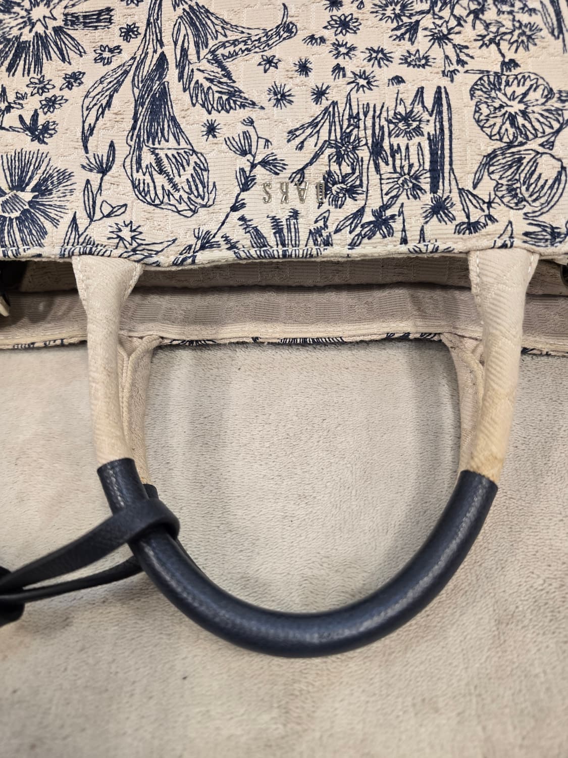 닥스 네이비 플라워 자수 자카드 토트백 가방 상품이미지6