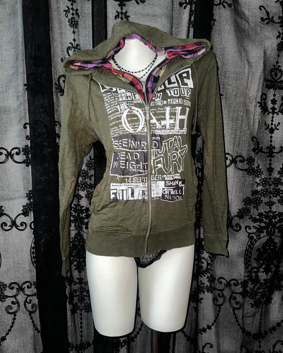 Mock Layered Plaid Zip-up 상품이미지1