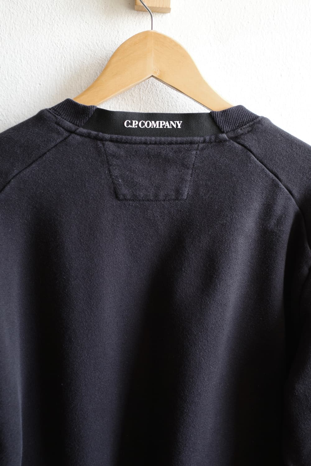 씨피컴퍼니 스웻셔츠 상품이미지6