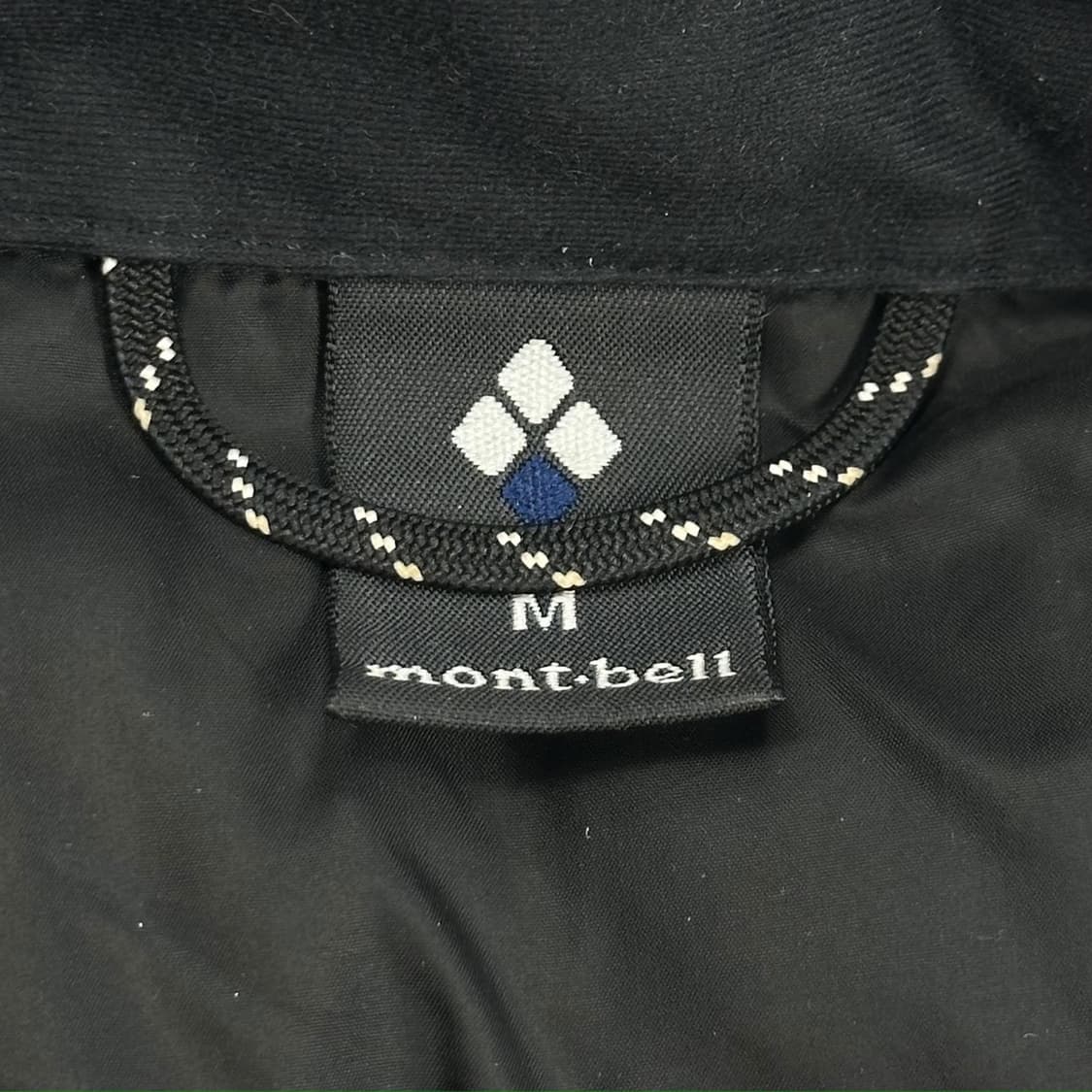 몽벨 마운틴 블랙 푸퍼 조끼 경량패딩 (M) 상품이미지5