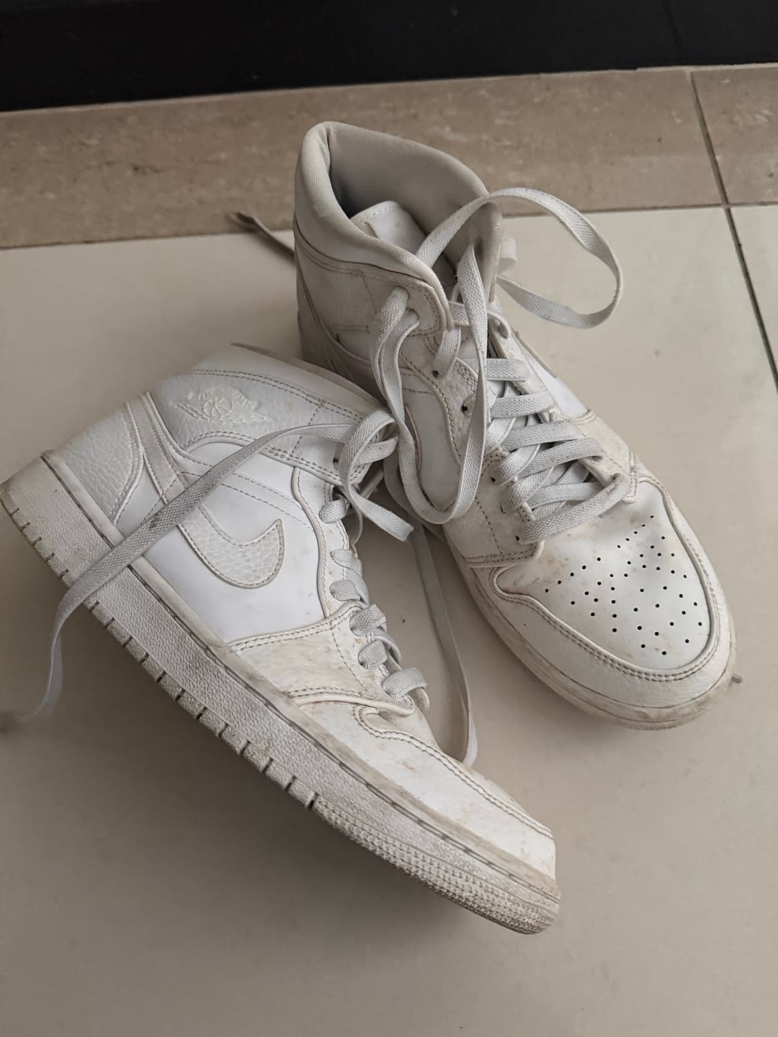 나이키 조던 트리플화이트 상품이미지1