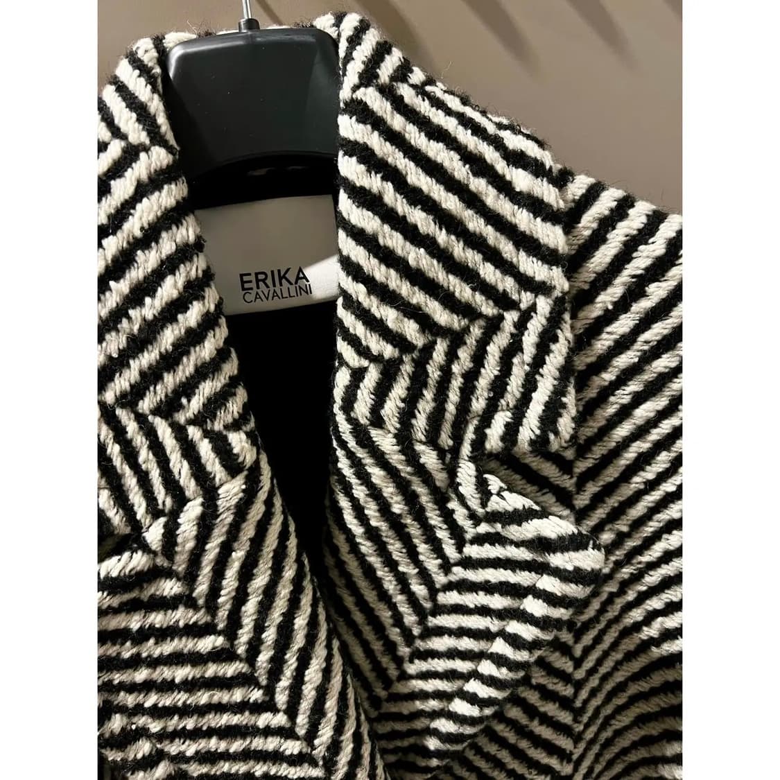 스트라이프 헤링본 로브 코트 상품이미지4