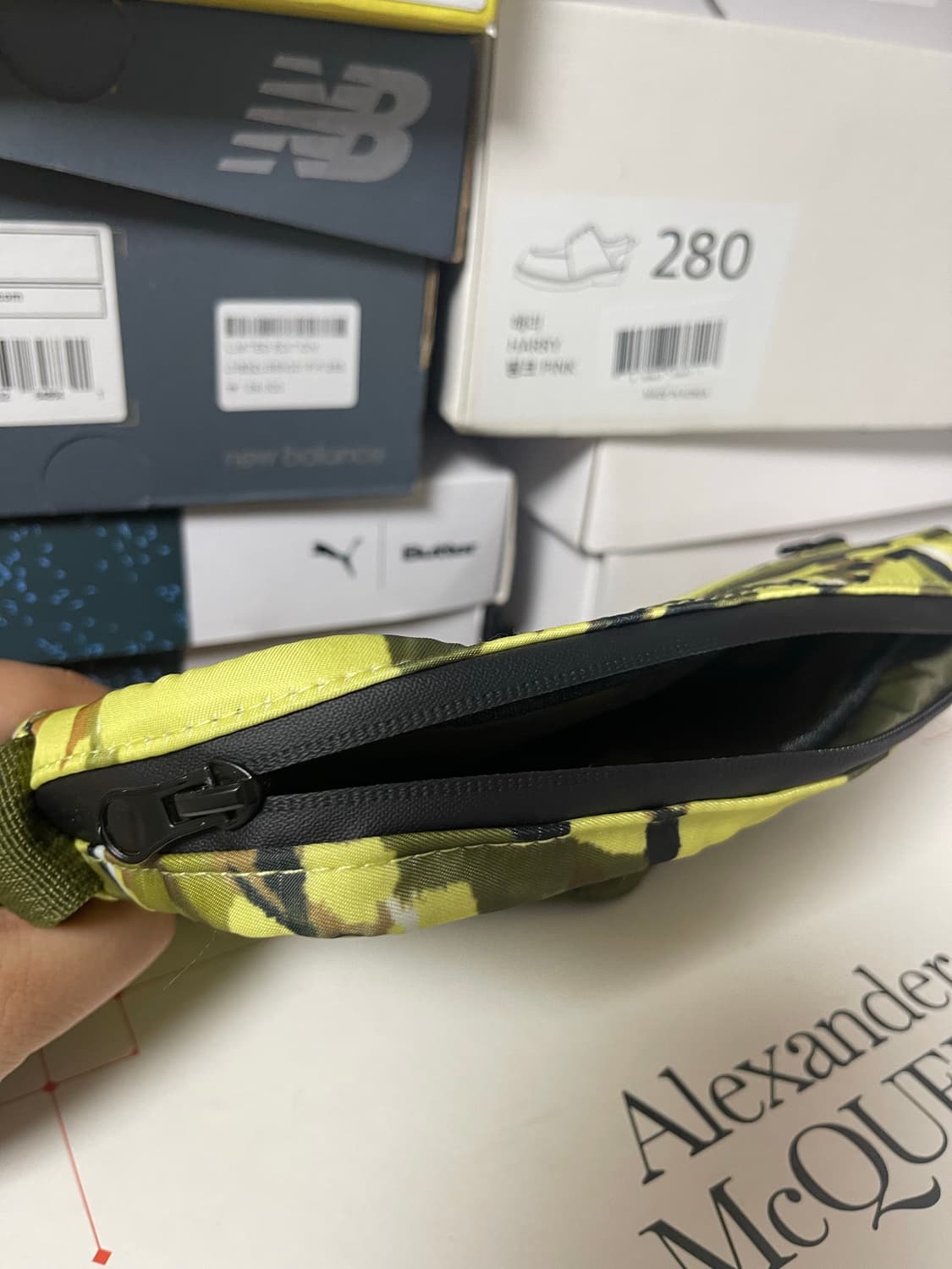 AWAKE NYC 카모 크로스백 상품이미지3