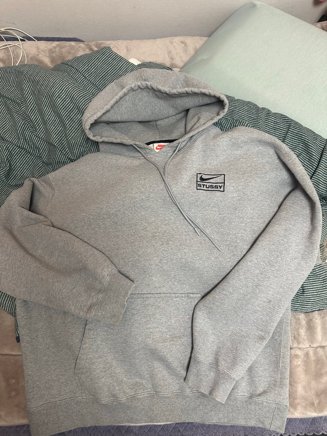 스투시 나이키 후드 상품이미지1