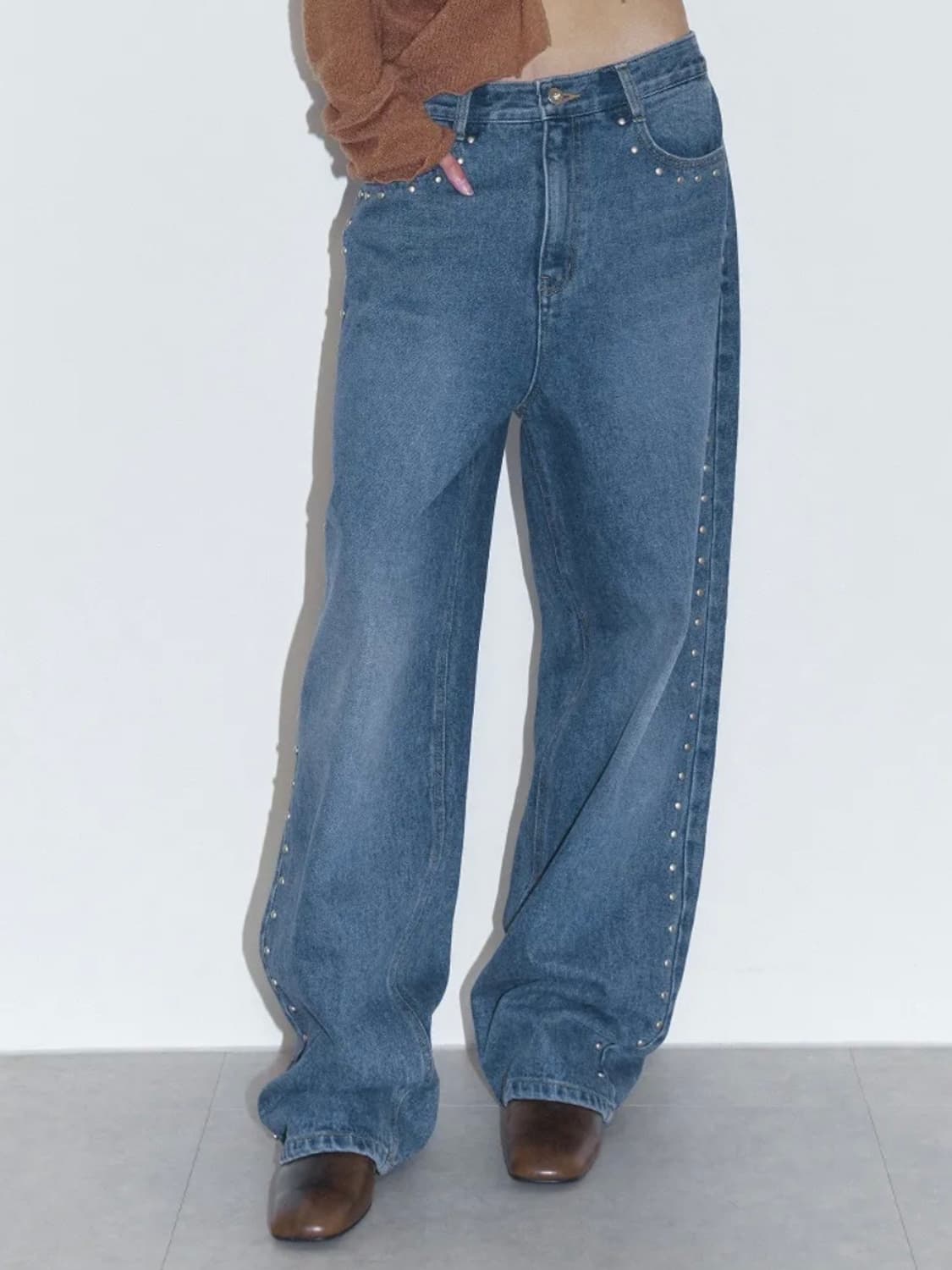 Studded washed jeans (1 size) 상품이미지2