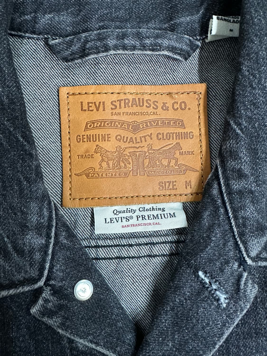 리바이스 프리미엄 블랙 데님 자켓 M  트러커 자켓 상품이미지3