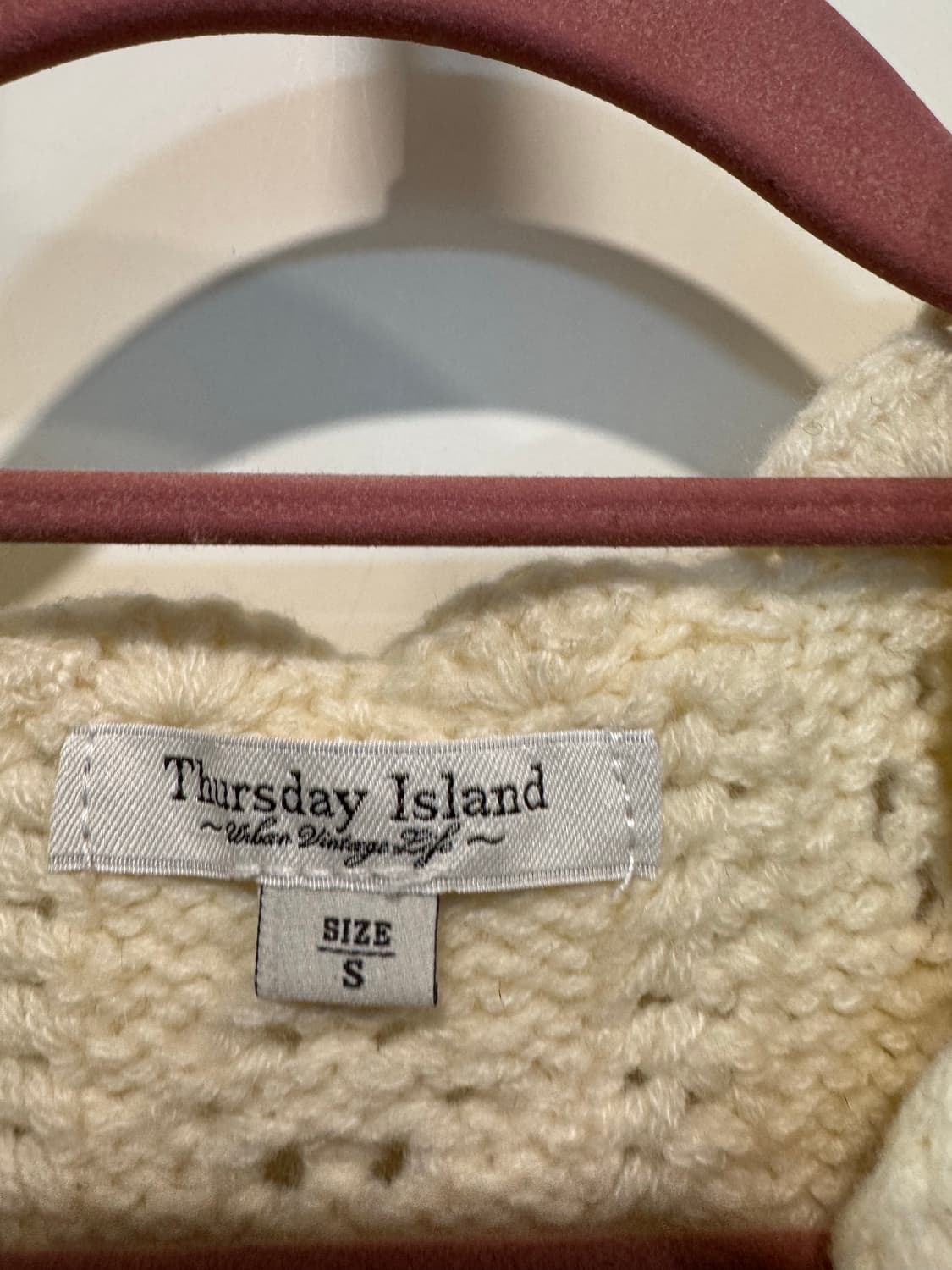 Thursdays island  썰스데이아일랜드 니트 베스트 상품이미지3