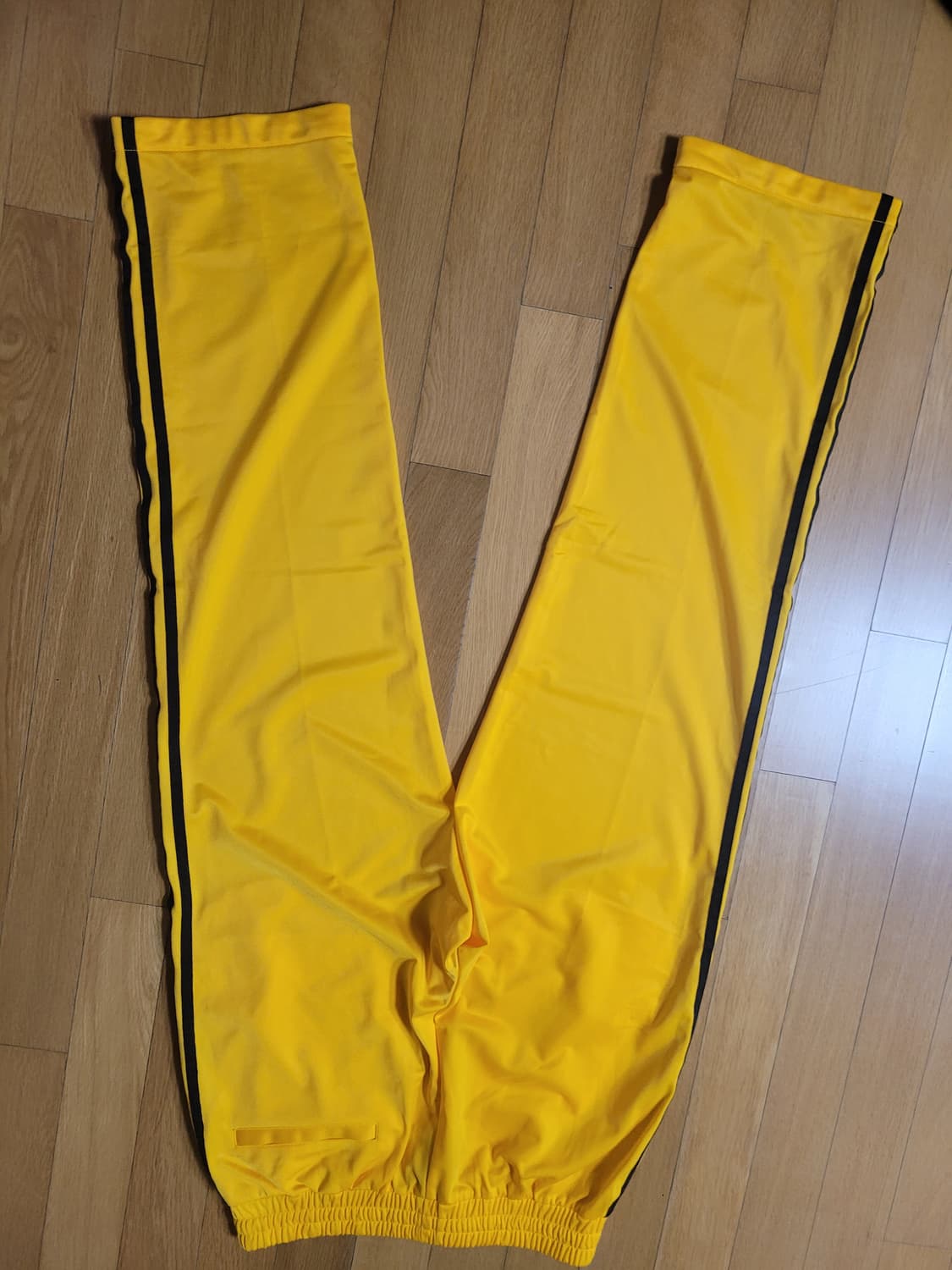 팔라스 x 아디다스 파이어버드 트랙 팬츠 옐로우 - 20FW 상품이미지2