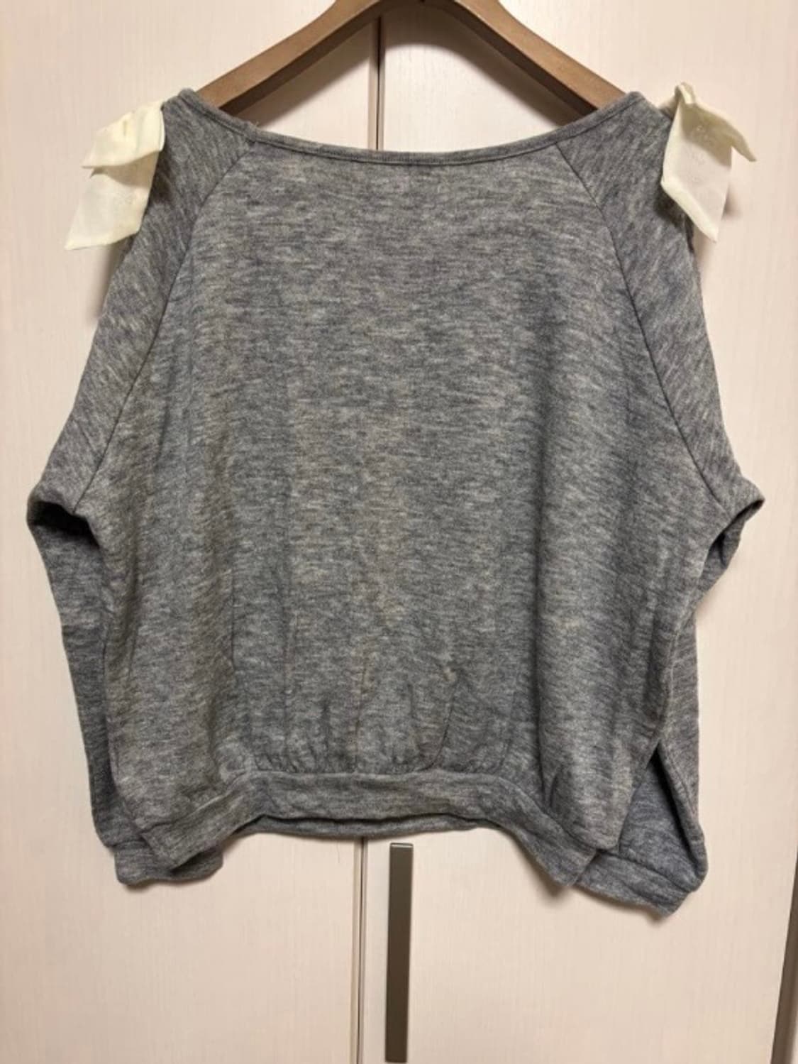 리즈리사 리즈멜로 리즈메로 마이멜로디 오프숄더 리본 그레이 히메갸루 상품이미지2