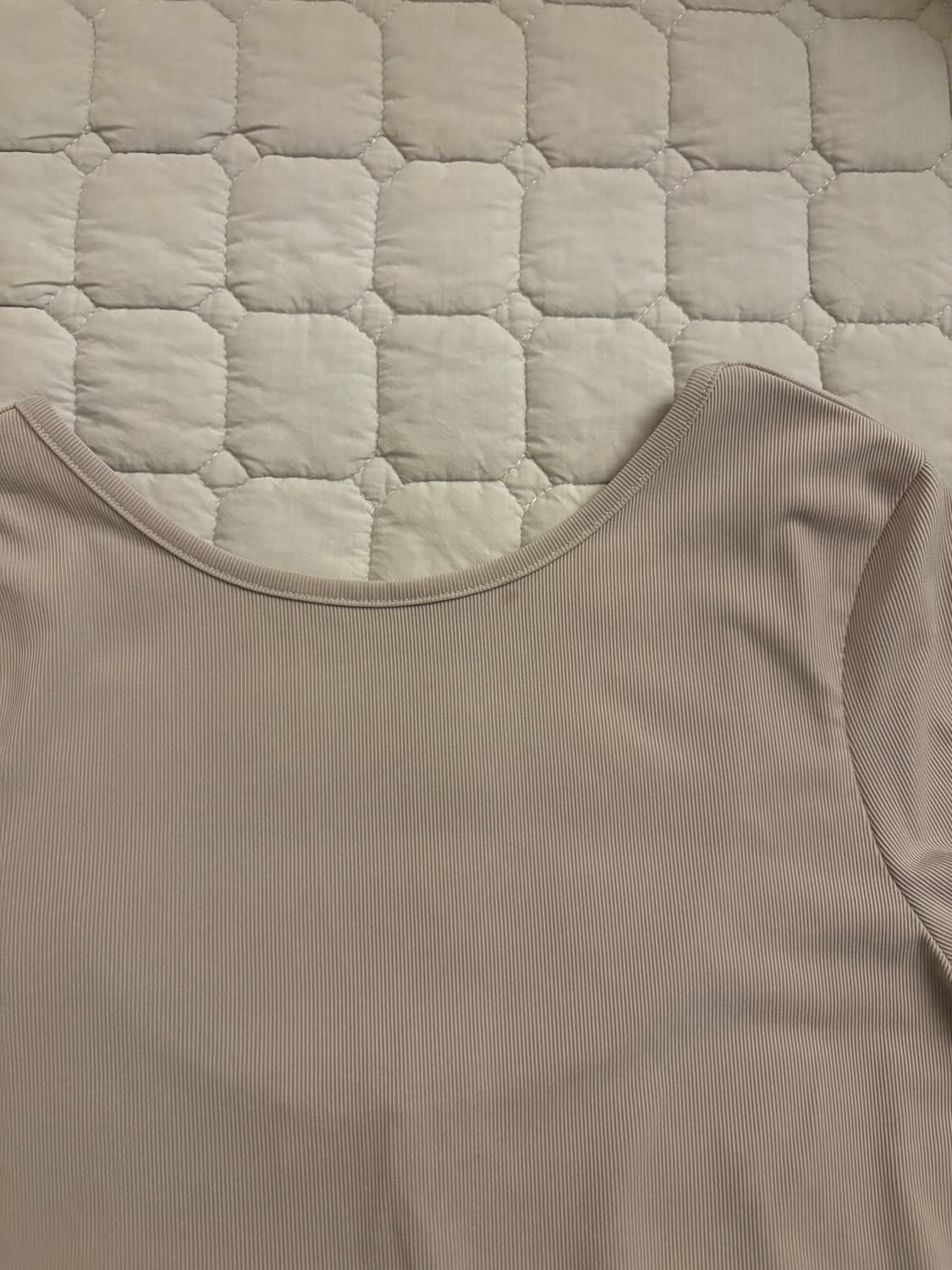 아모멘토 BACK CUT OUT T-SHIRT 상품이미지4