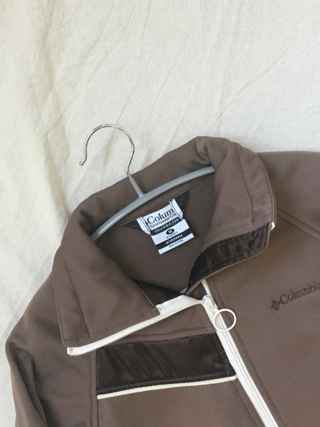 콜롬비아 스펠자수 집업 상품이미지4