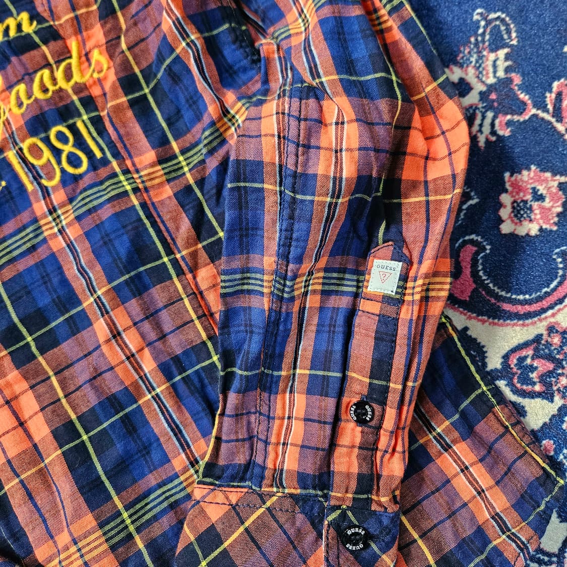 게스(GUESS) 빈티지 레터링 웨스턴 체크 셔츠
 상품이미지6