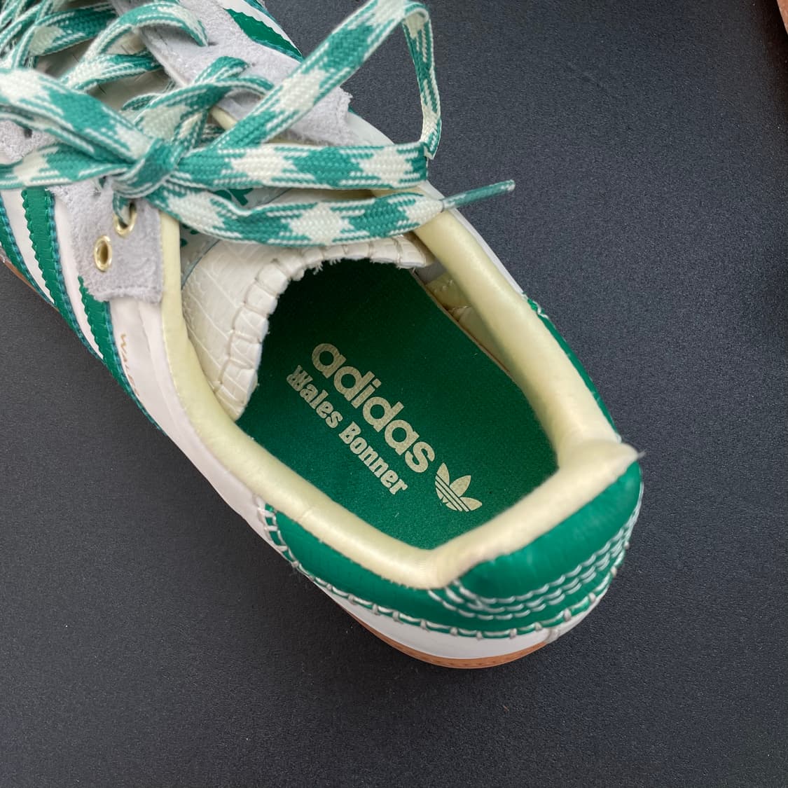 [260] 아디다스X웨일즈보너 삼바 스니커즈 상품이미지7