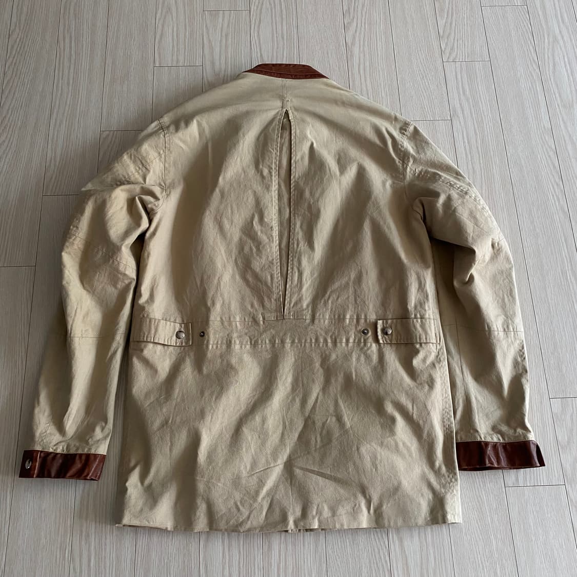 [M] 버버리 런던 헤비 코튼 레더 카라 필드자켓 상품이미지2