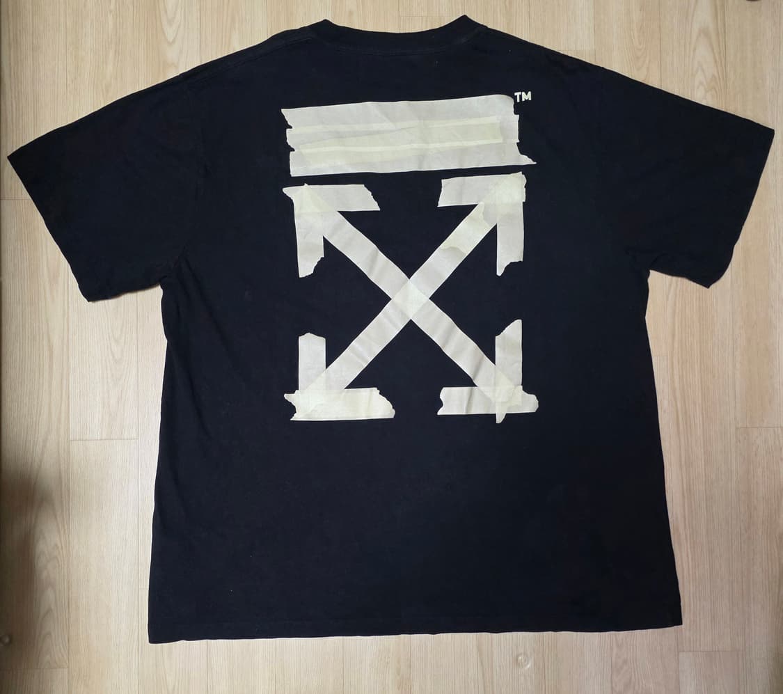 (정품) 오프화이트 L 반팔티 오버핏 (총장 83, 가단 70) 상품이미지2