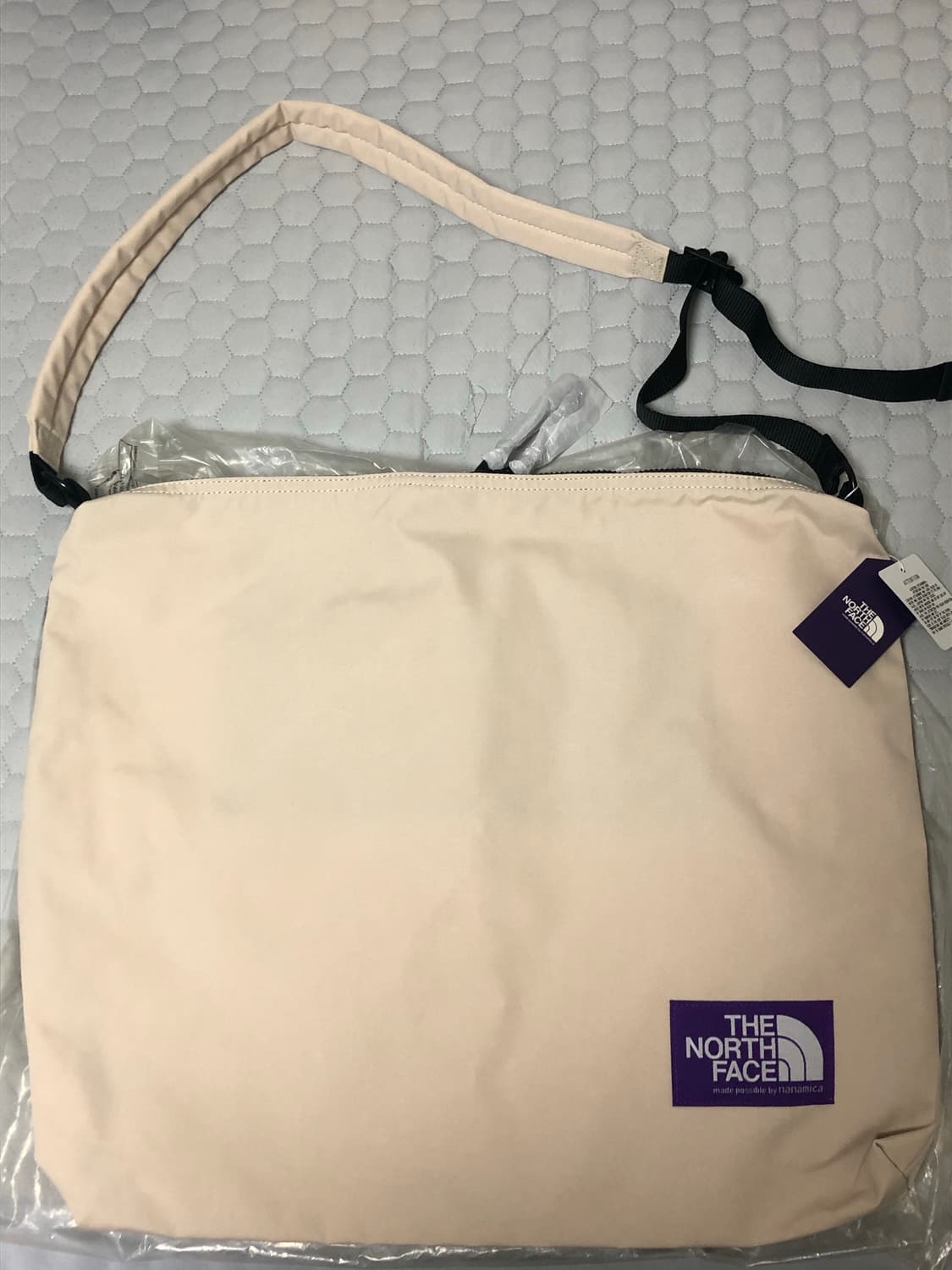 노스페이스 퍼플라벨 크로스백 아이보리 상품이미지1
