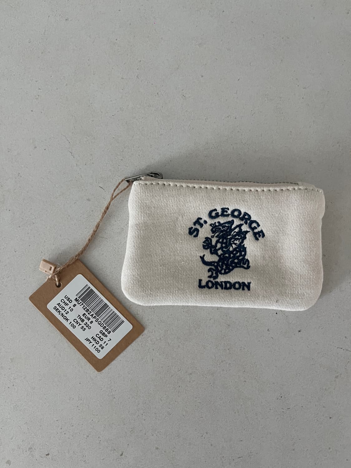 Brandy melville st george coin purse 상품이미지2