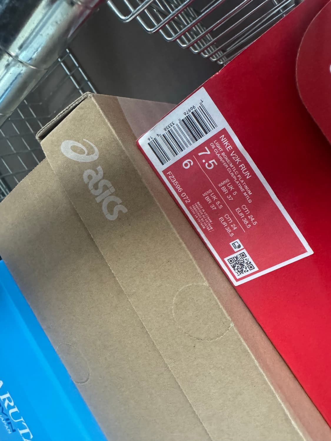 나이키 V2K 런 여자 운동화 245 런닝화 상품이미지5