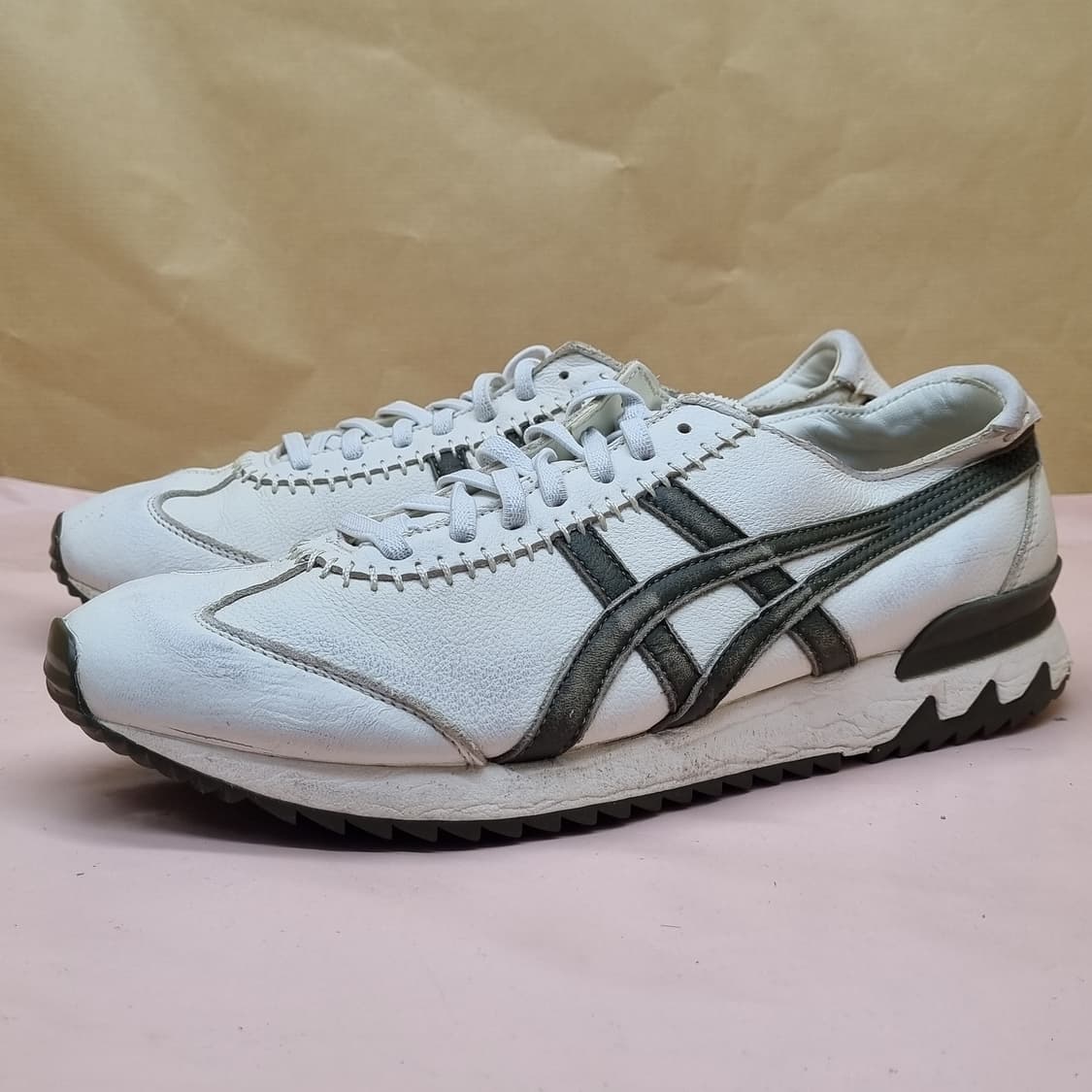 오니츠카타이거 MHS 올리브 남성운동화275 상품이미지1