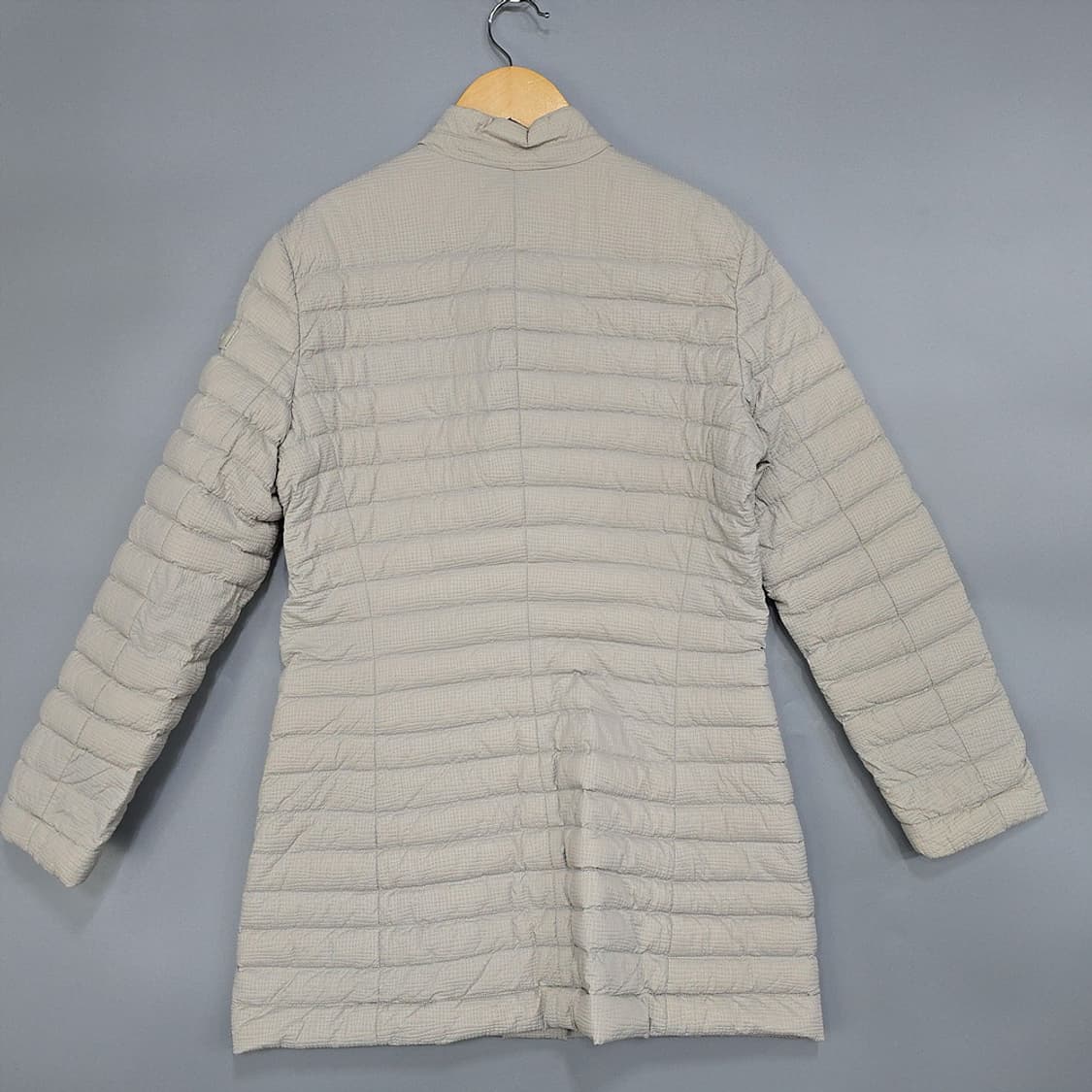 페트레이(peuterey) 구스다운 경량 패딩 42 상품이미지4