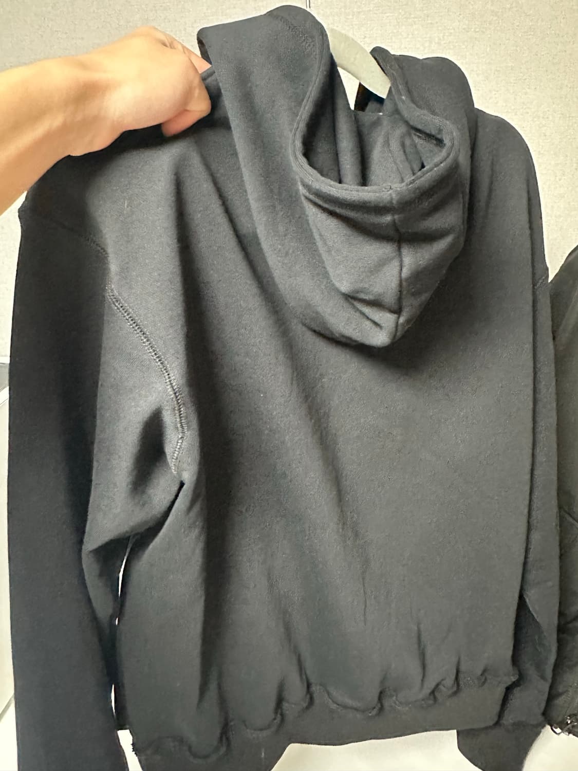 아캄후드집업 2사이즈 블랙(새상품) 상품이미지3