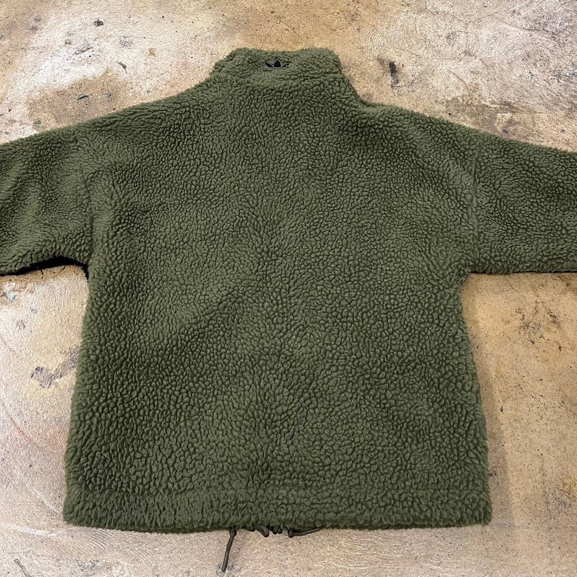 아디다스 카키 블랙 빅 파이어버드 로고 후리스  상품이미지3