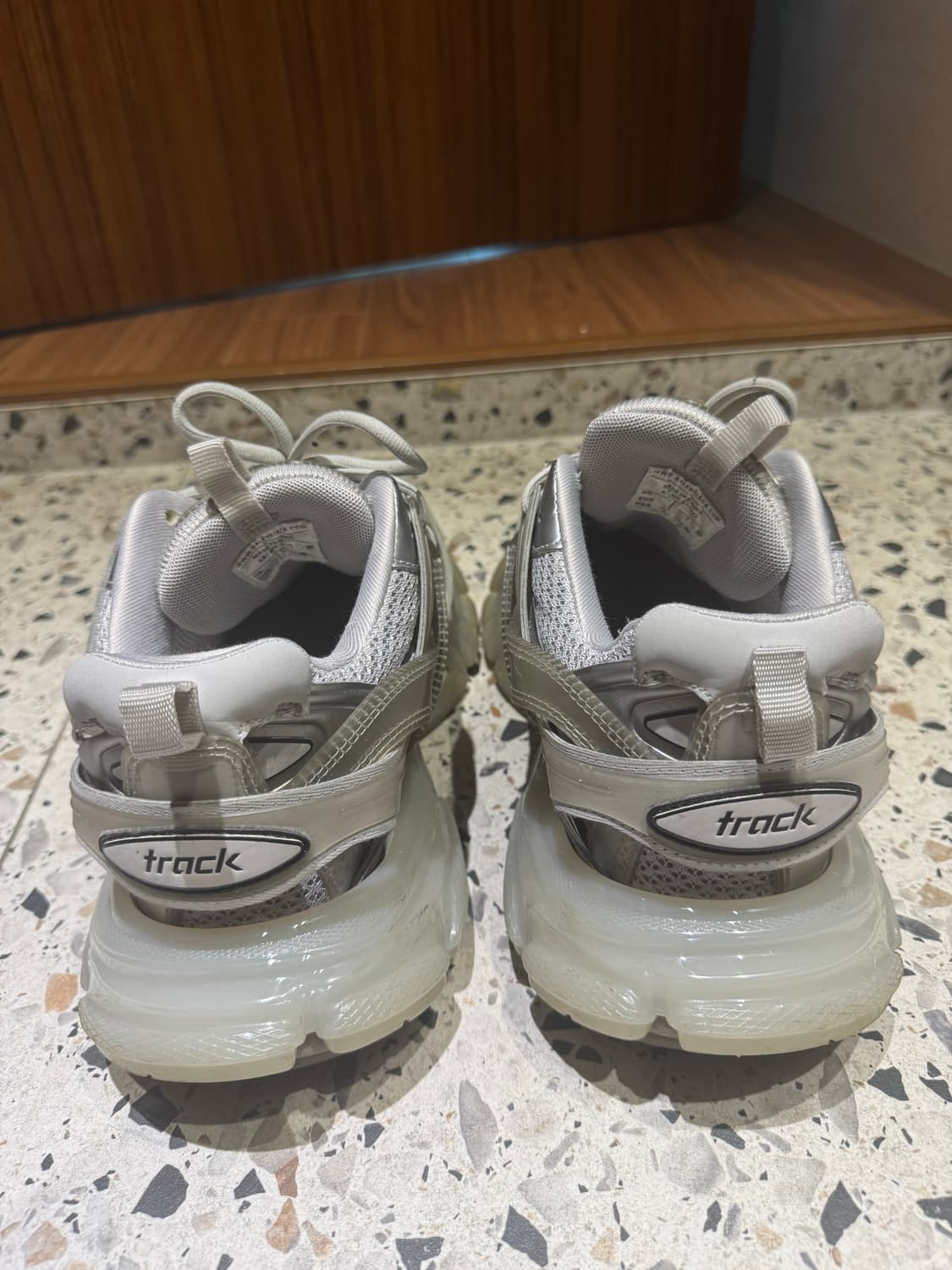 발렌시아가 트랙 43사이즈 상품이미지3