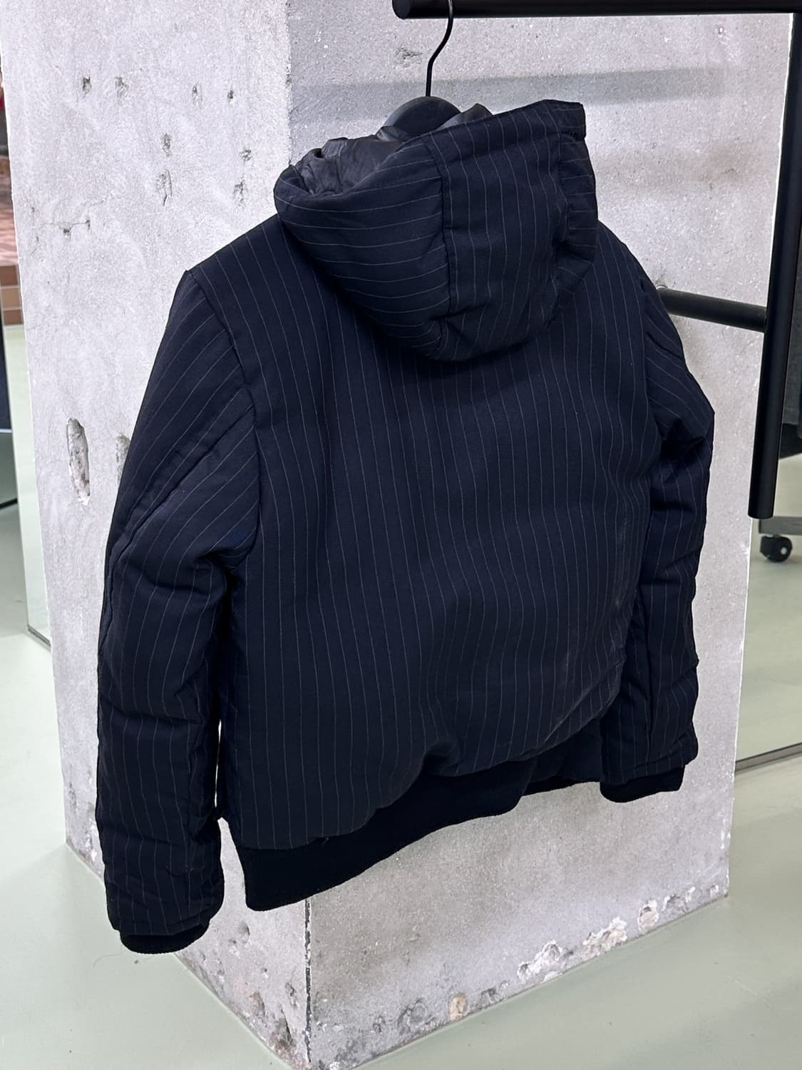 dark navy stripes padded hd jumper 상품이미지3