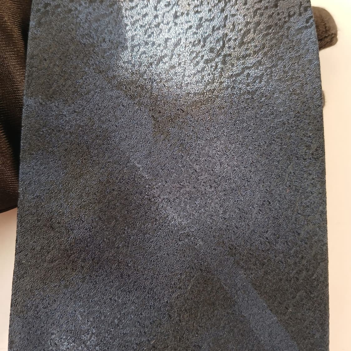 세루티 실크 네이비 텍스처 넥타이 9.9cm A+등급 A19339
 상품이미지8