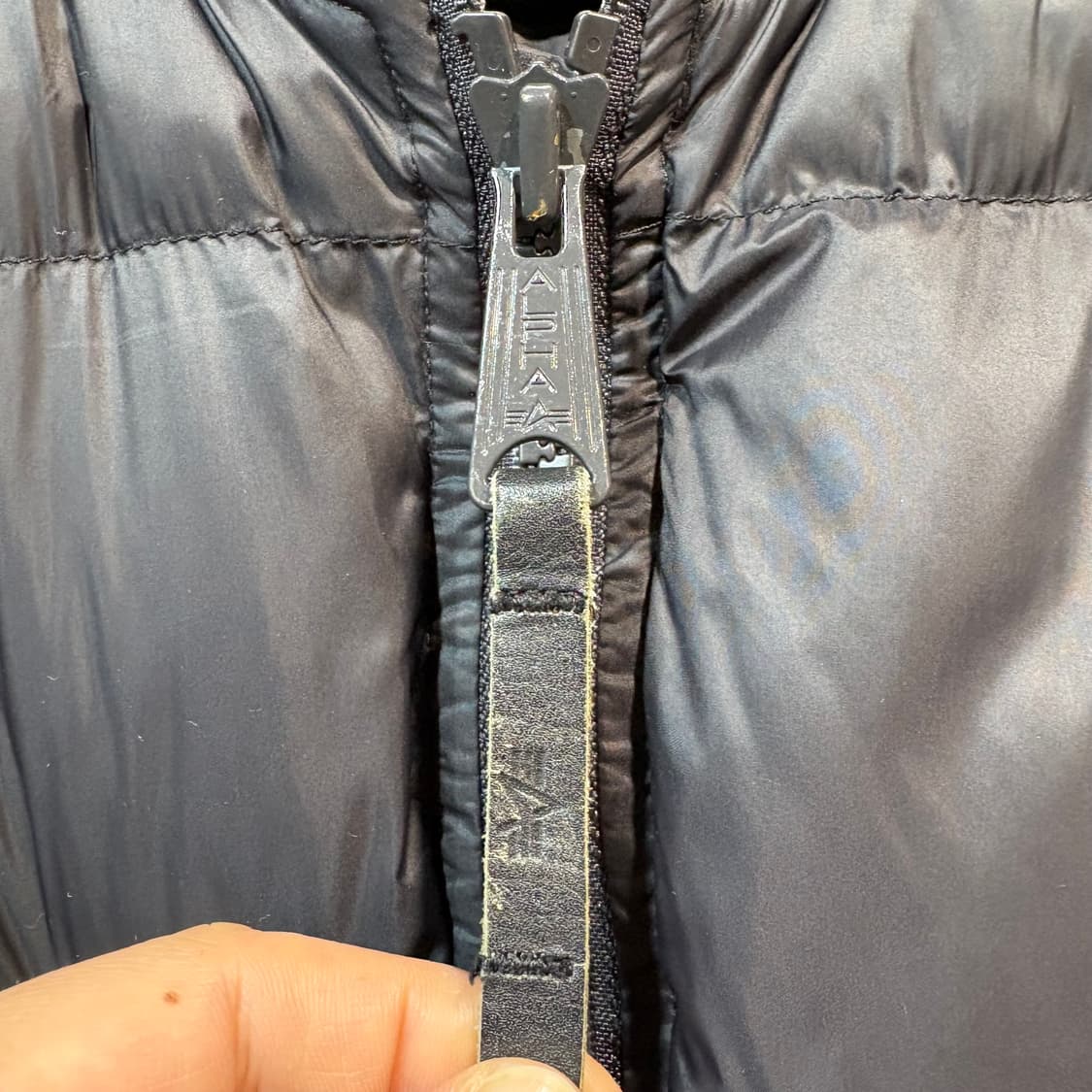 [M] ALPHA INDUSTRIES 알파인더스트리 봄버 자켓 상품이미지3