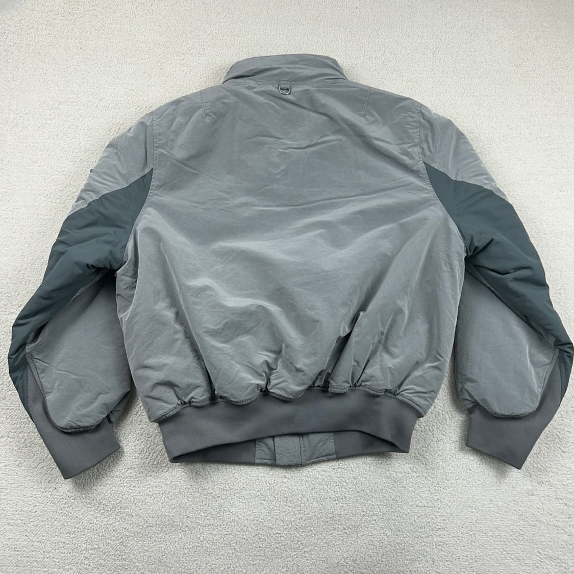 퍼즈 나일론쉘 빅포켓 누빔 봄버 자켓 그레이 상품이미지5