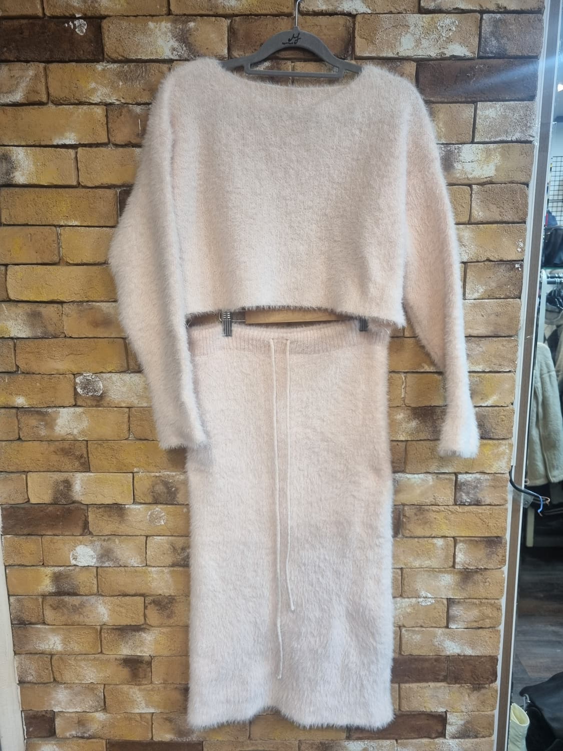 앙고라 소재 니트.치마세트 상품이미지1