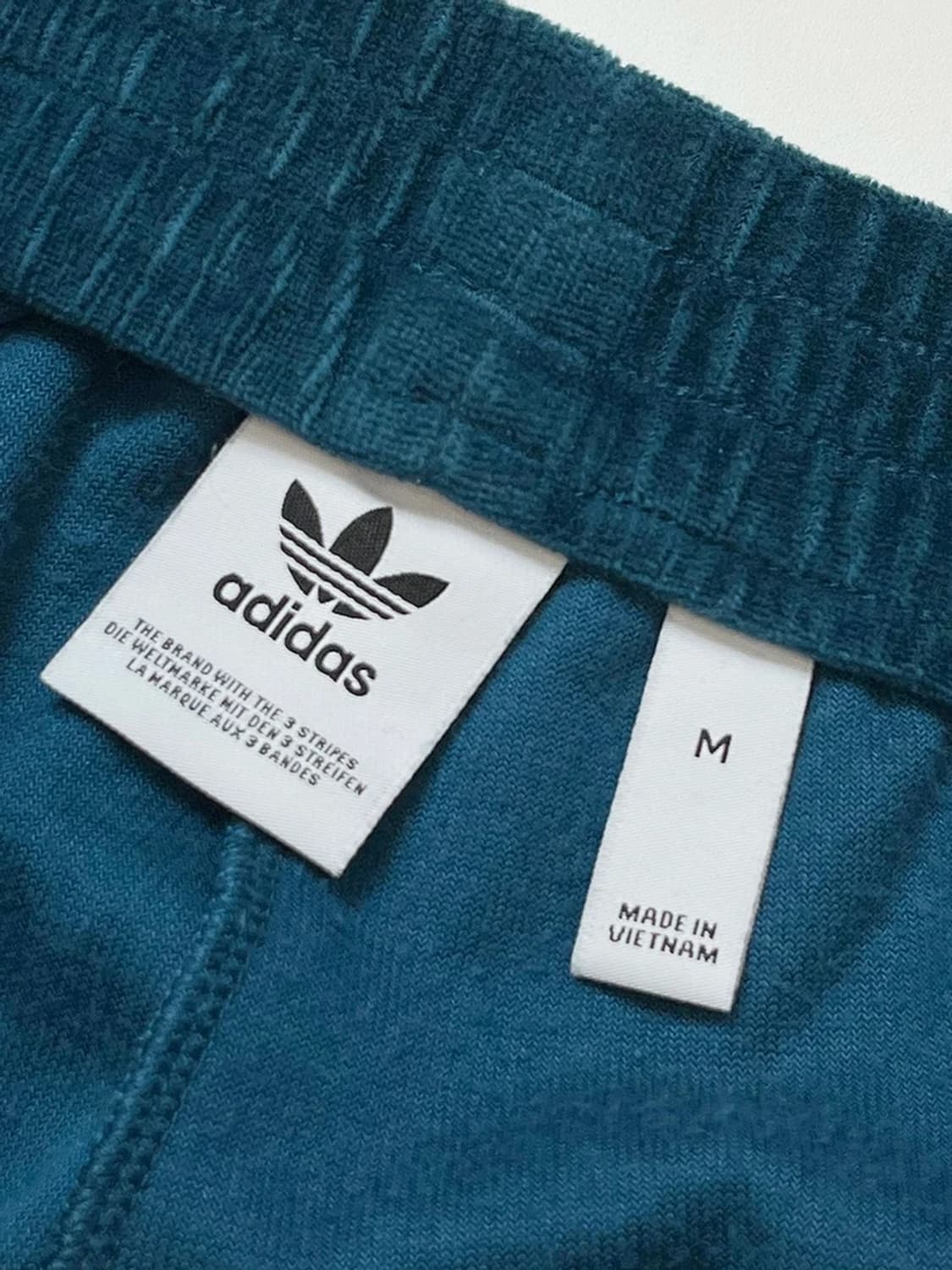 아디다스 19FW 와이드 벨벳 트랙 팬츠 PN4190 상품이미지5