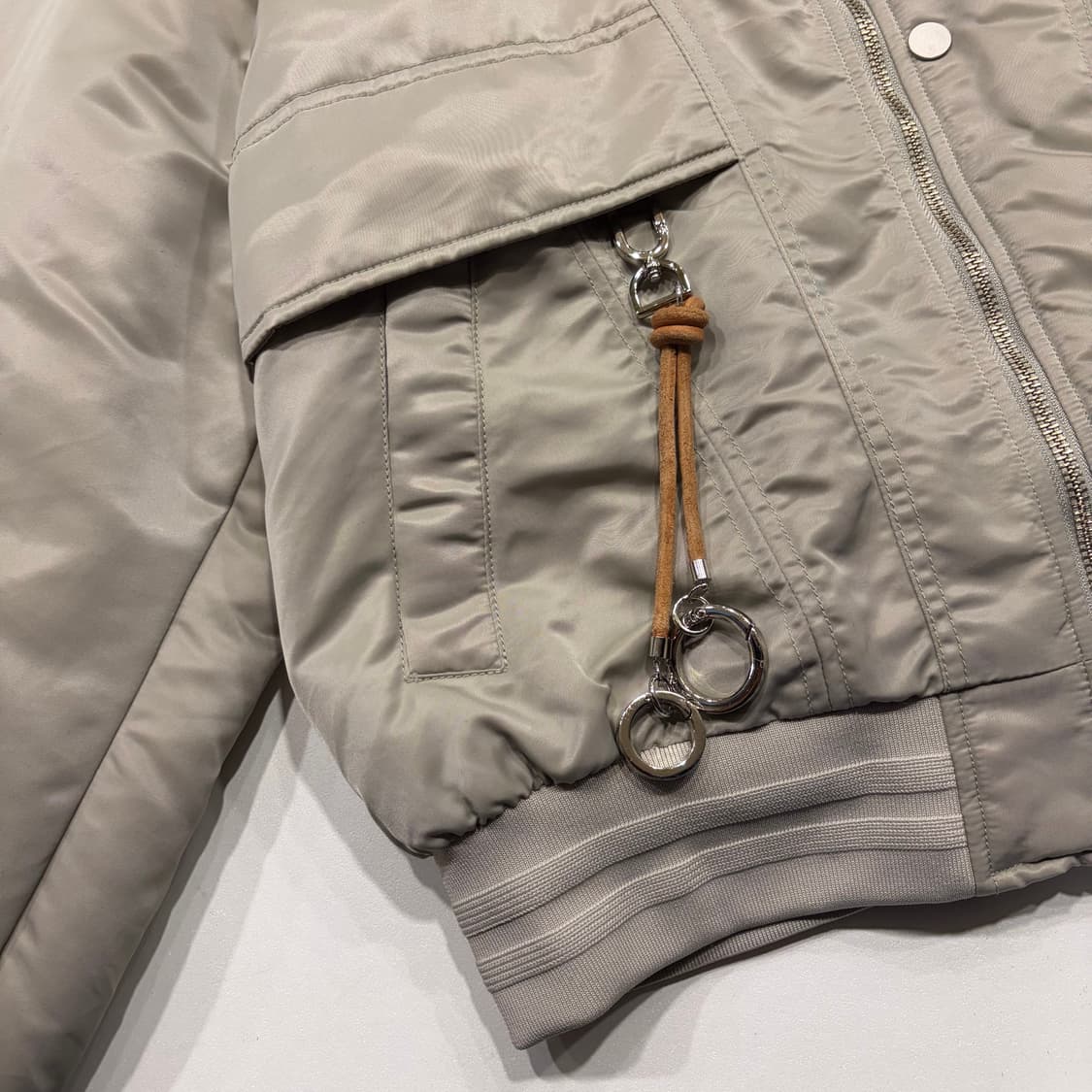 [M] 벨리에 나일론 베이지 봄버 자켓 C403 상품이미지6