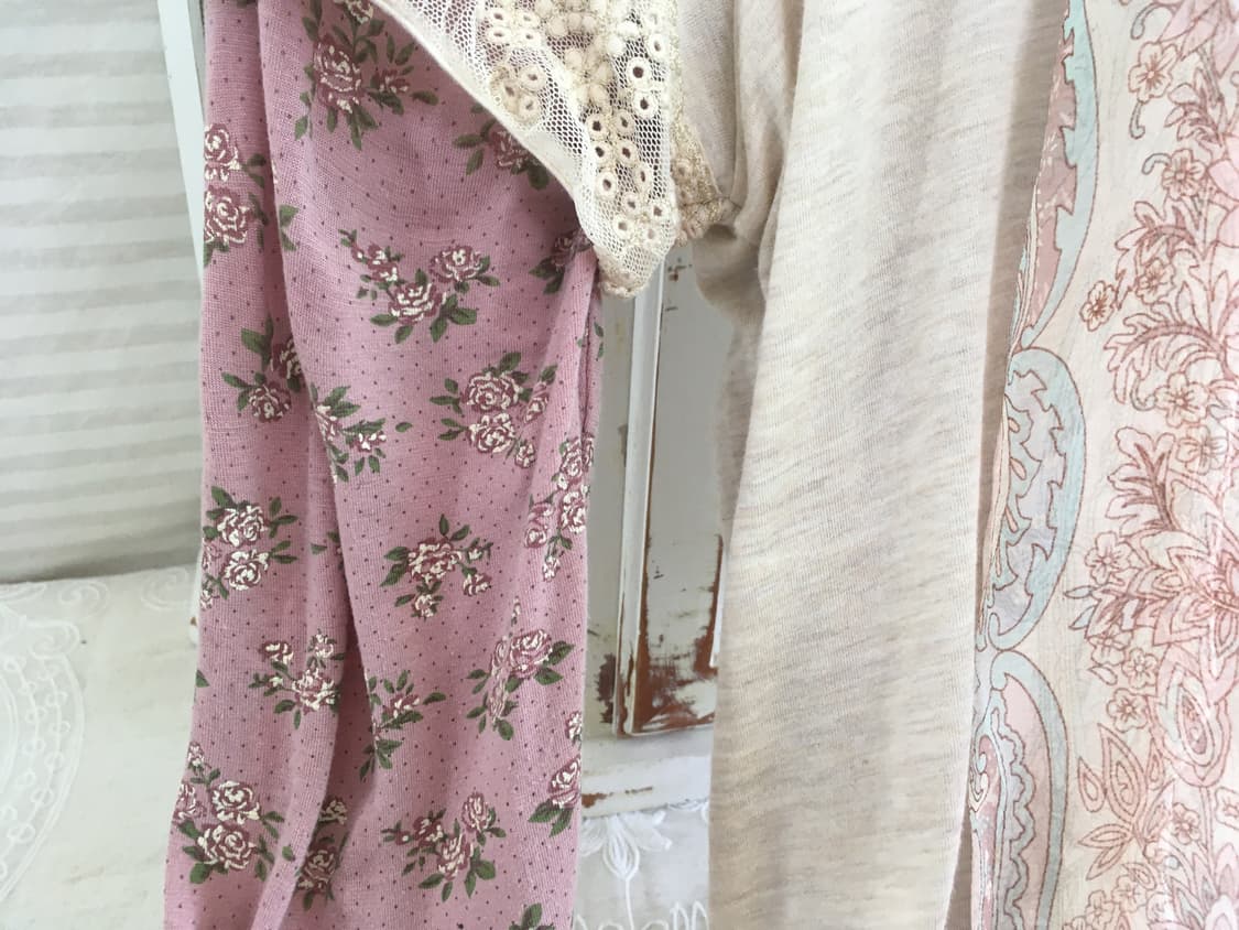 Set)핑크 도트 잔꽃 롱슬리브 + 레이스 퍼프 반팔 + 실크머플러 상품이미지8