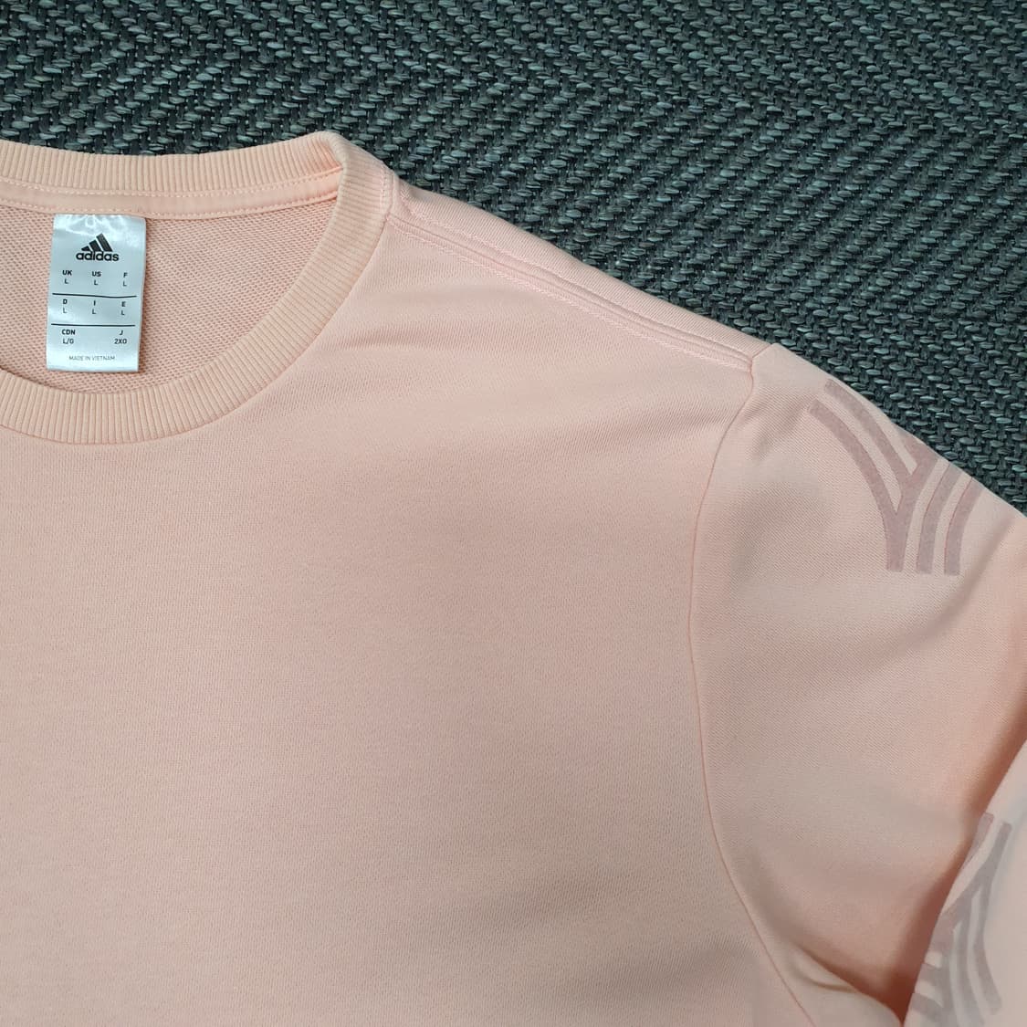 아디다스 얇은 맨투맨 남자105~110 상품이미지3