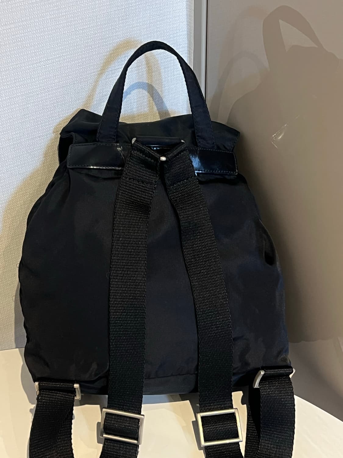 프라다 나일론 백팩 스몰 상품이미지7