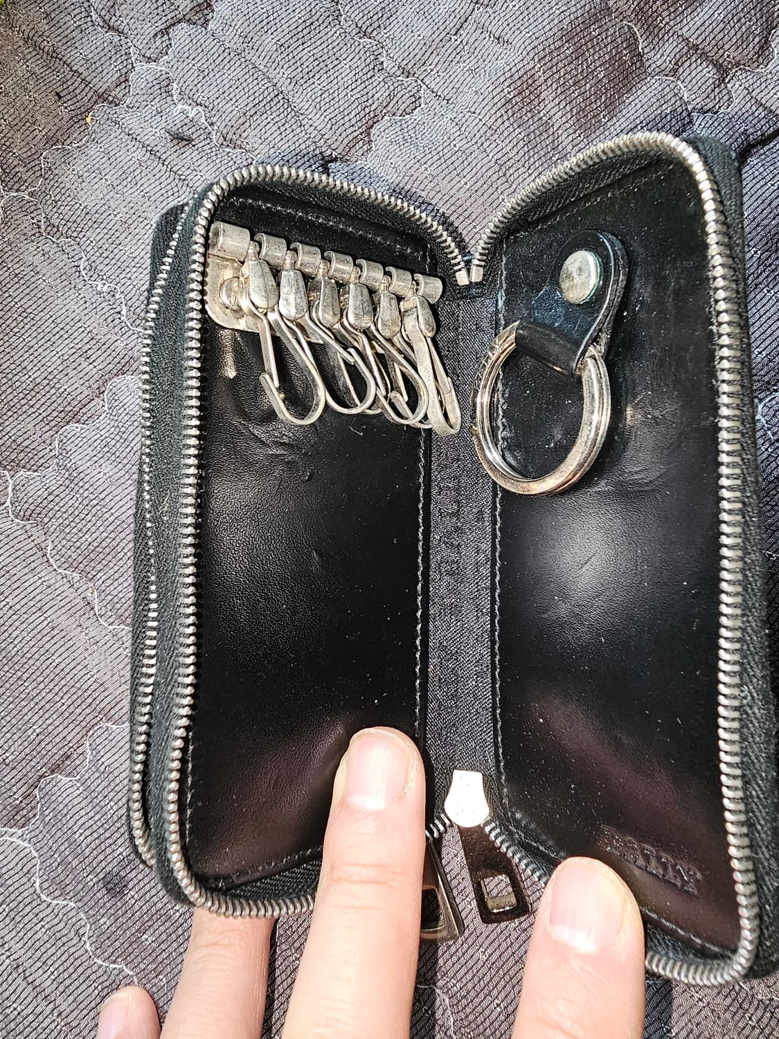 Bally 발리 블랙 가죽 키링 동전지갑 상품이미지5