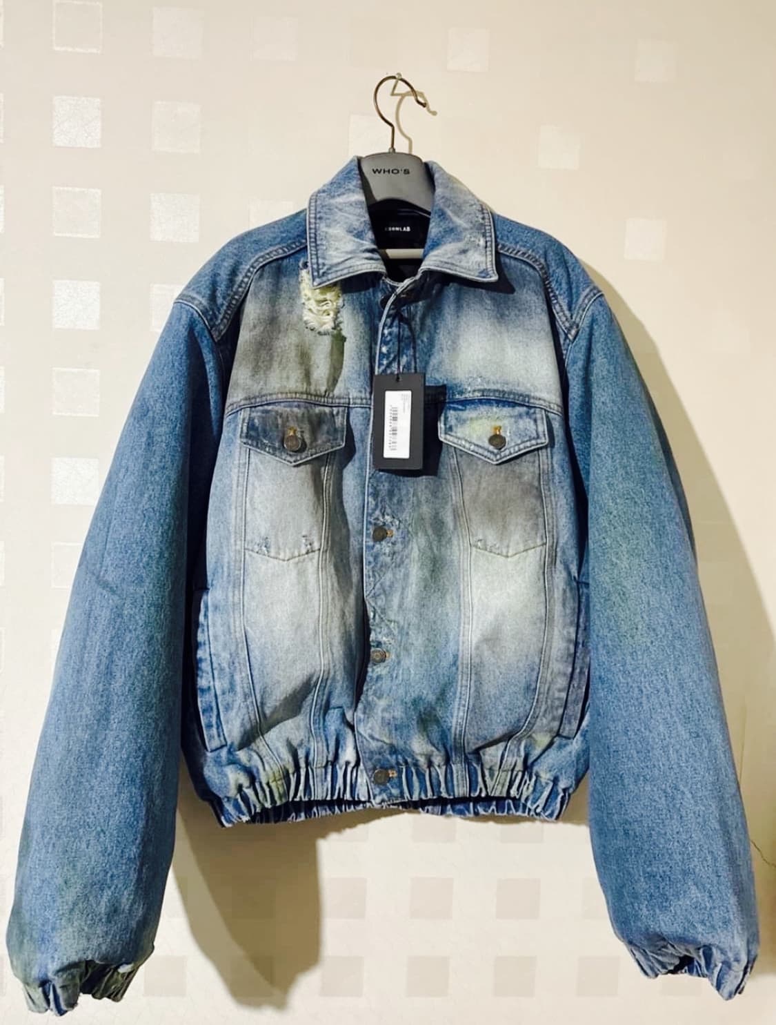 Egonlab 25ss 디스트레스 데님 크롭봄버 자켓 상품이미지3