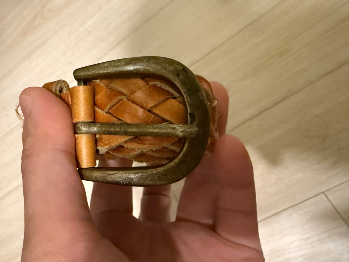 브라운 레더 웨이빙 꽈베기 벨트 상품이미지1