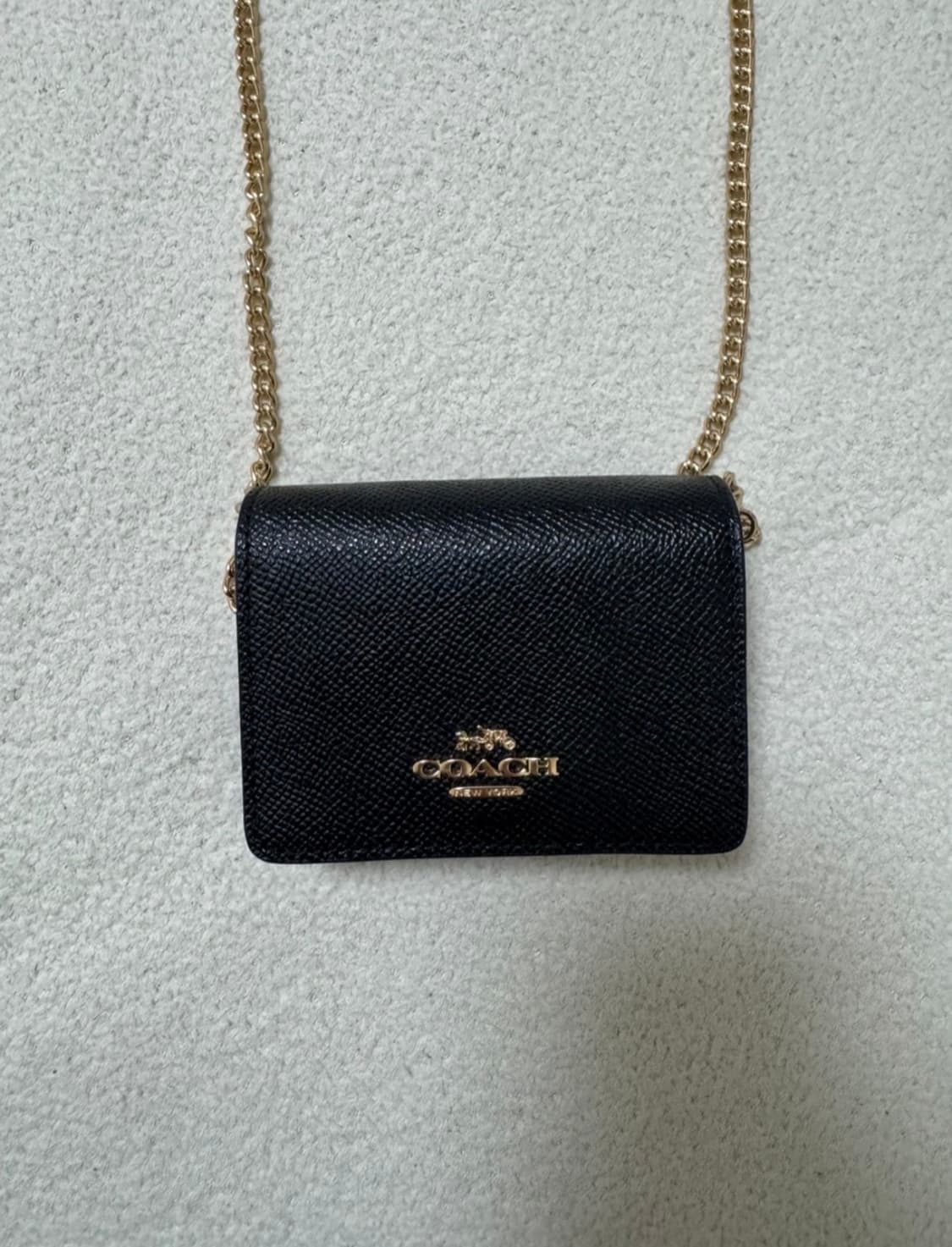 코치(coach) 미니 바디 크로스백 지갑 상품이미지3