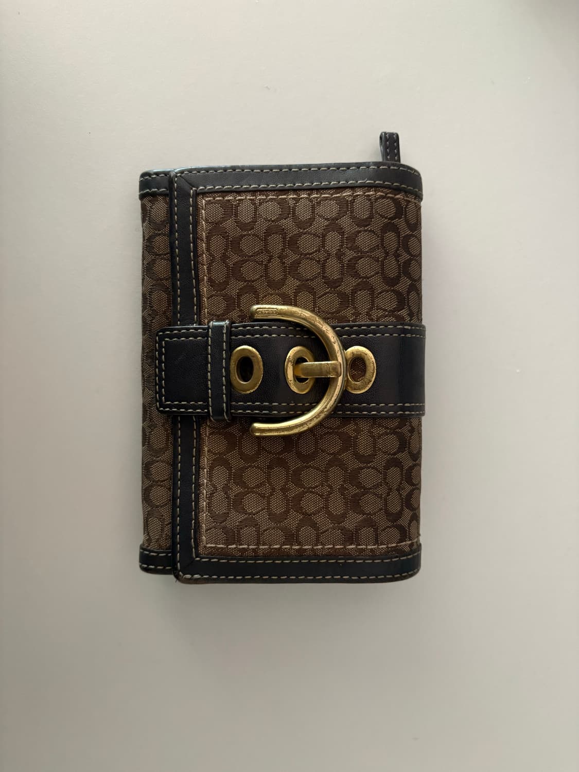 코치 시그니처 버클 반지갑 상품이미지2