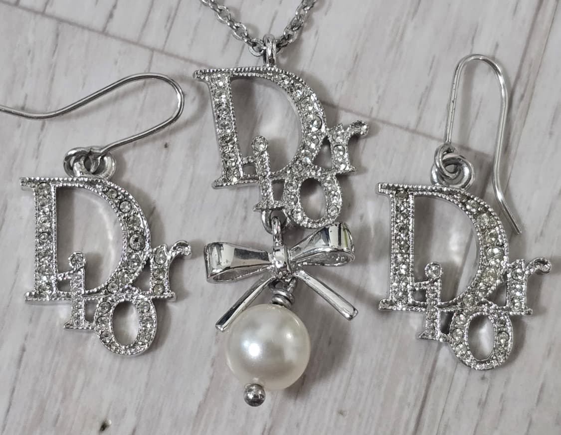 (정품) 디올 목걸이, 귀걸이 세트 (명품 여자 네클리스 이어링 반지 팔 상품이미지1