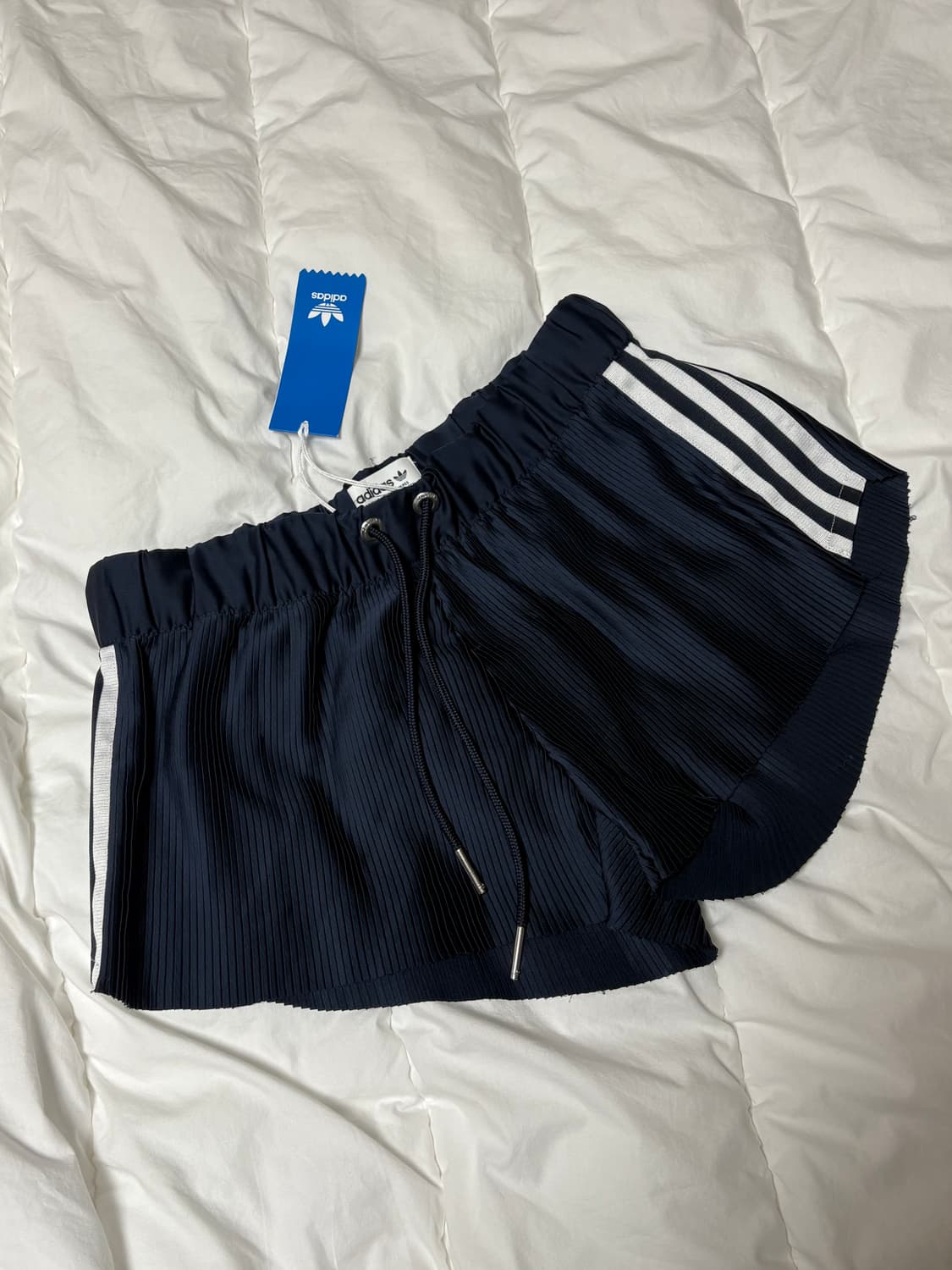아디다스 플리츠 숏팬츠 아디다스팬츠 러닝팬츠 플리츠팬츠 상품이미지1