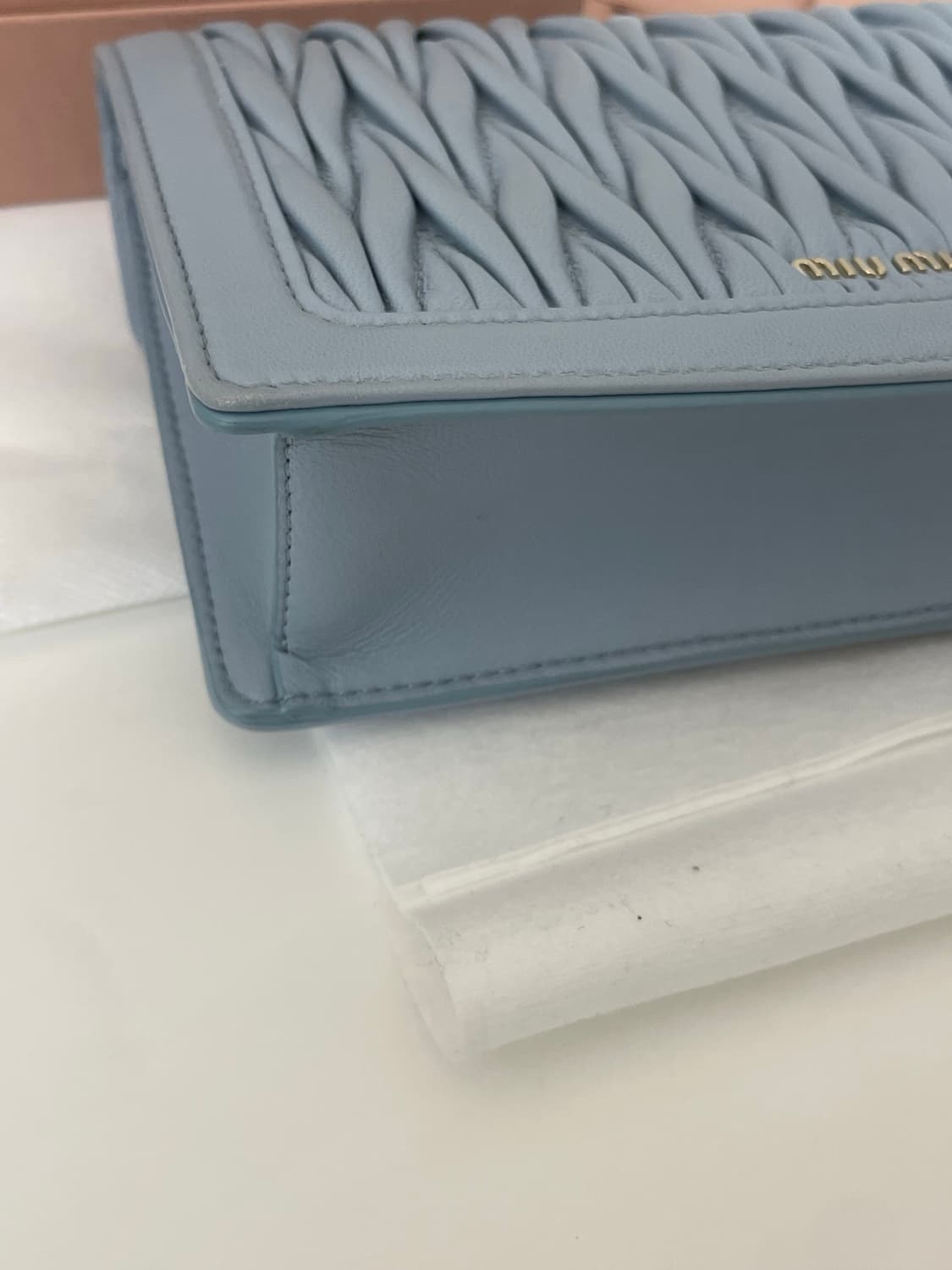 미우미우 마테라쎄 체인 크로스백 상품이미지5