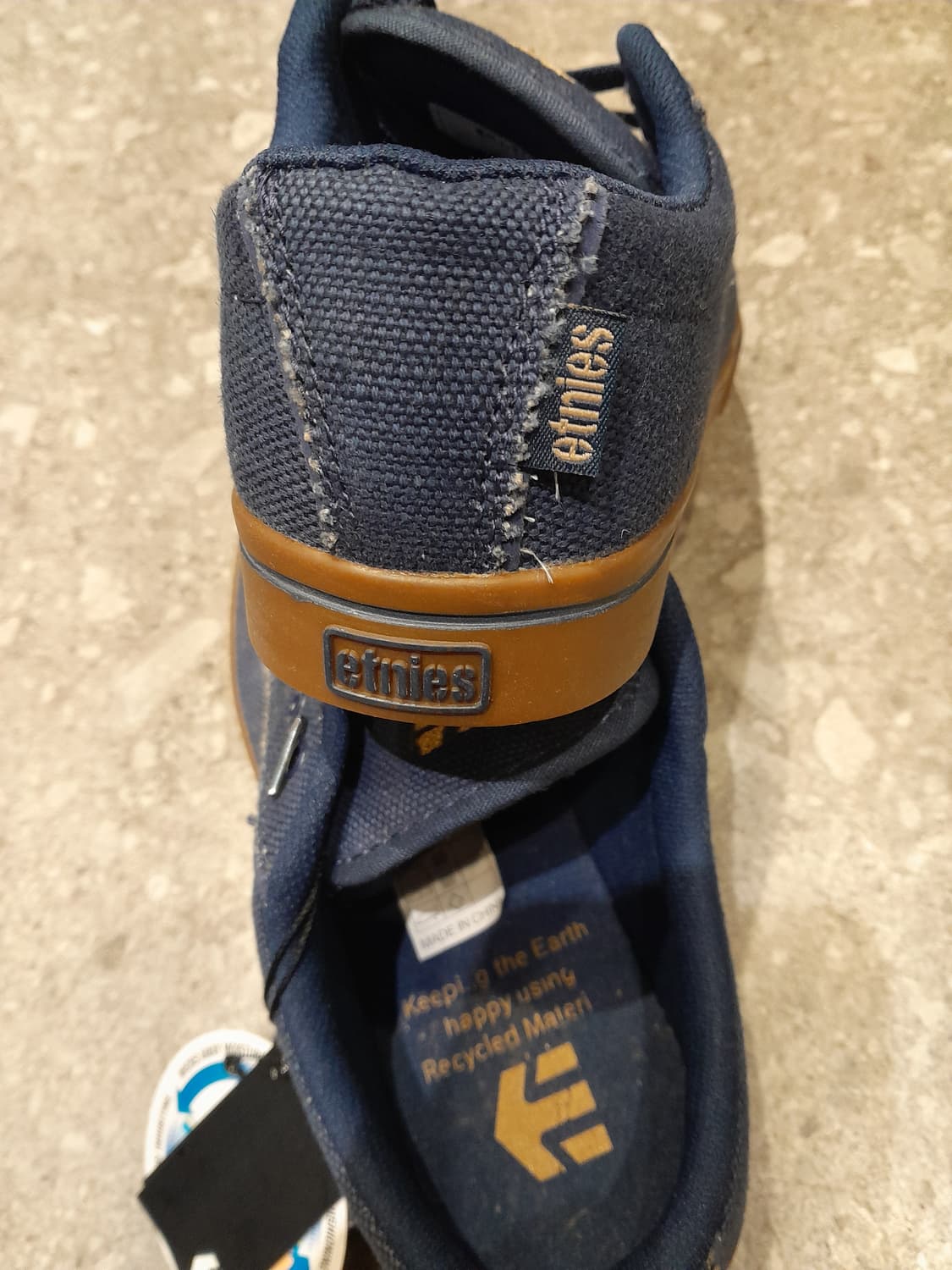 💥(새상품) 에트니스 올드스쿨 보드화 네이비 (245)  상품이미지8