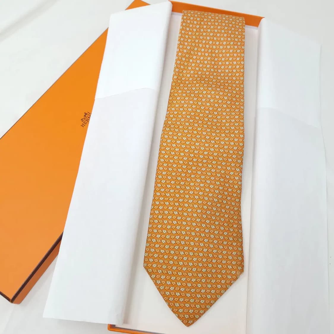 살바토레 페라가모 오렌지 꽃무늬 실크 넥타이 상품이미지8