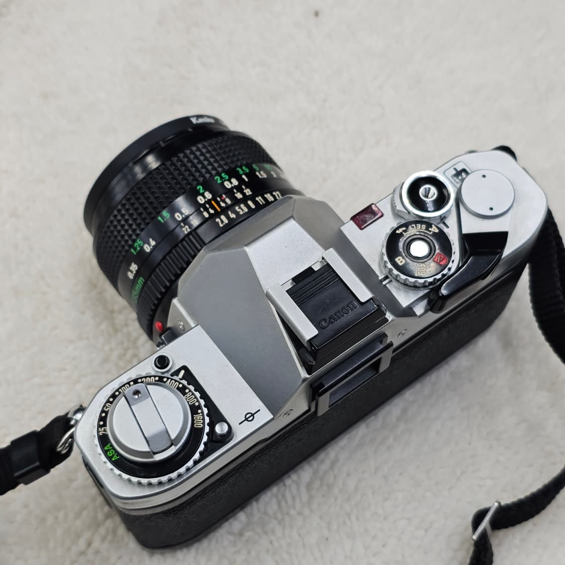캐논 AV-1 필름카메라 필카 상태 A급 정상작동 서비스 있음 소장용 상품이미지3
